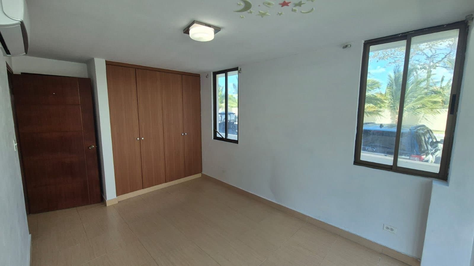 2 Bed, 2 Bath Condo Less Than 3 Minutes to the Beach, Gorgona, Panamá Oeste R-0050 - Image 2