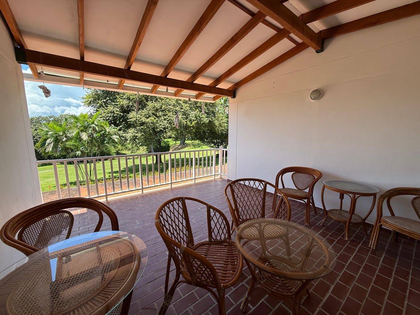 Coastal Luxury: 3-Bedroom Townhouse with Golf & Beach Access R-0015 - Image 52
