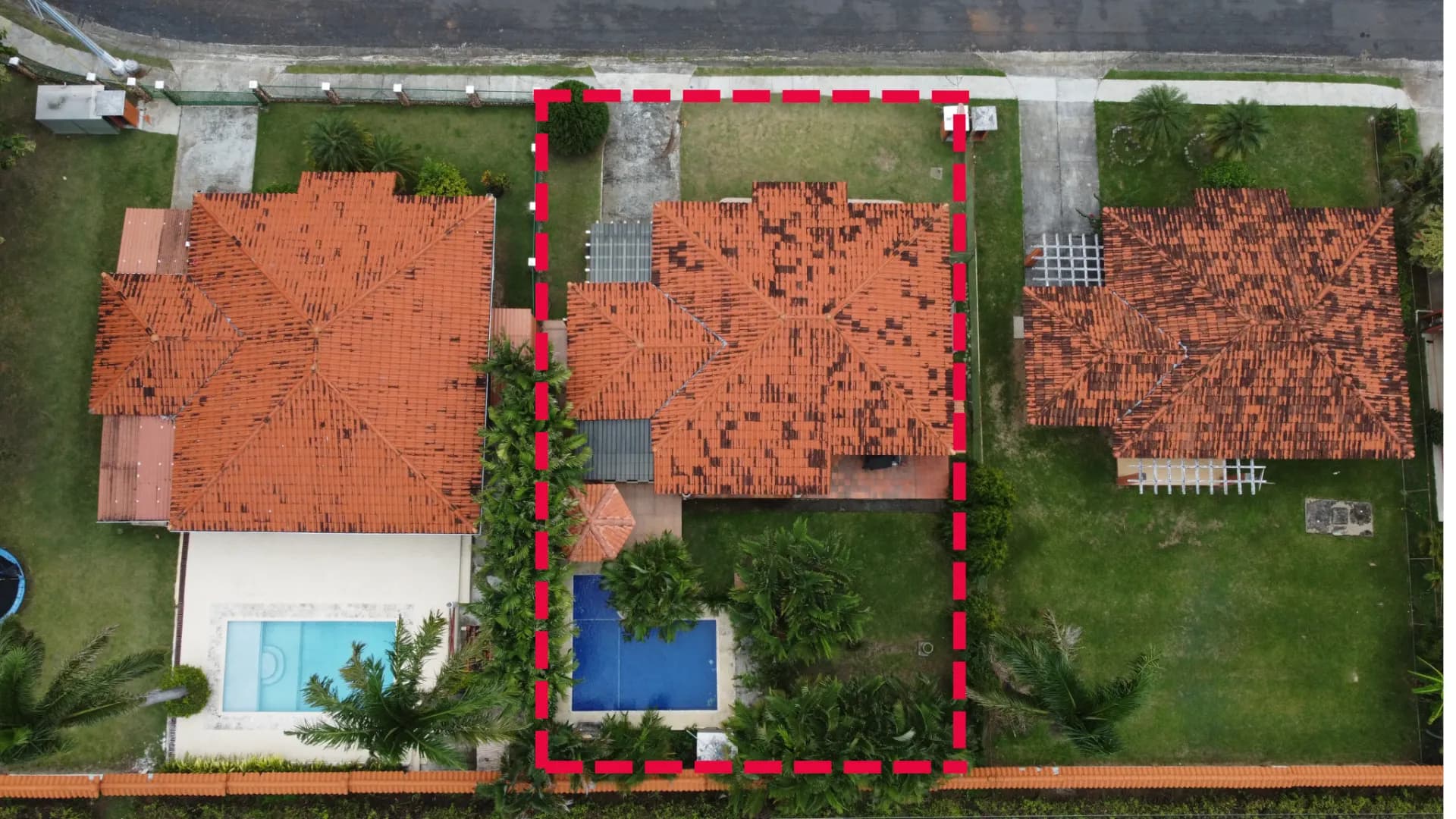Spacious 3-Bedroom Home with Pool and Lush Yard Chame, Panama R-0113 - Image 2