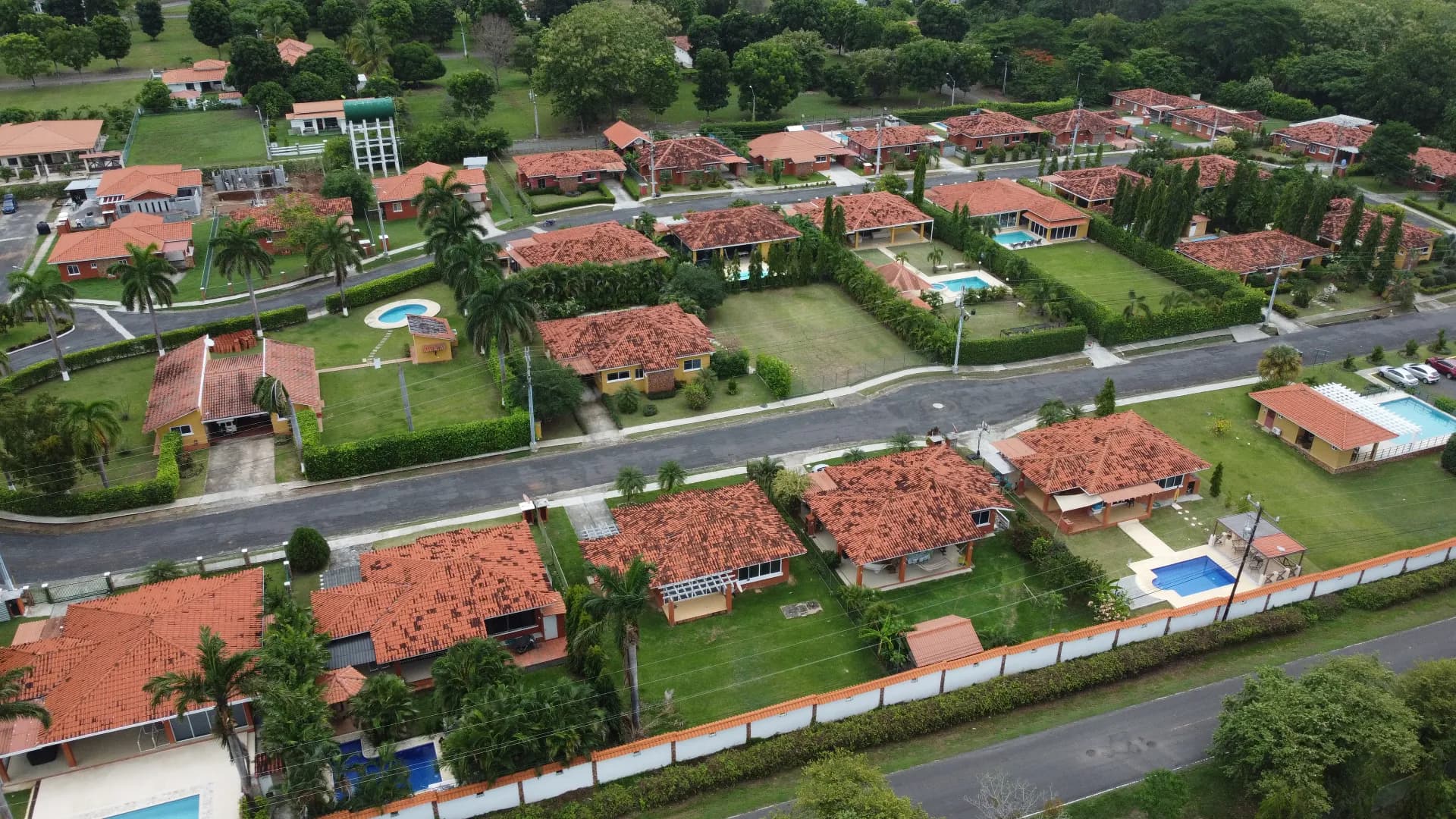 Spacious 3-Bedroom Home with Pool and Lush Yard Chame, Panama R-0113 - Image 24