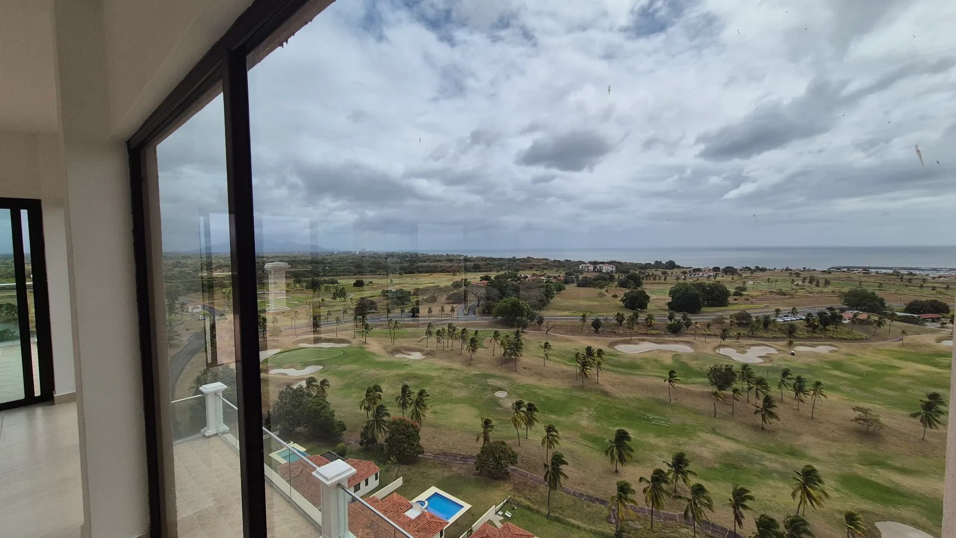 Exclusive & Spacious 3-Bedroom Oceanview Penthouse with Expansive Terrace in Prestigious Gated Community – San Carlos P-0217 - Image 5