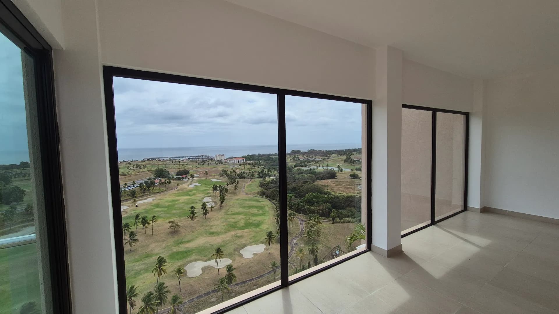 Exclusive & Spacious 3-Bedroom Oceanview Penthouse with Expansive Terrace in Prestigious Gated Community – San Carlos P-0217 - Image 8