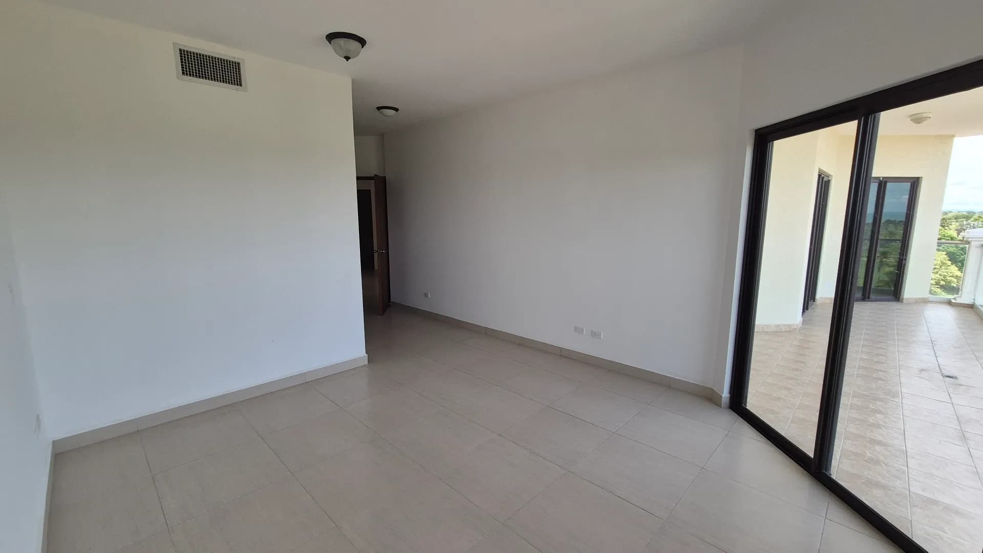 Priced to sell – Like New 3-Bedroom Oceanview Apartment in Prestigious Gated Community – San Carlos. P-0337 - Image 13
