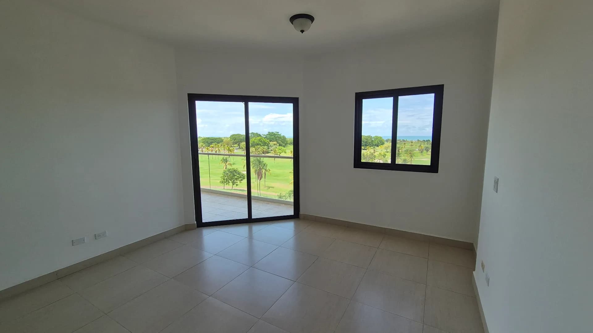 Priced to sell – Like New 3-Bedroom Oceanview Apartment in Prestigious Gated Community – San Carlos. P-0337 - Image 12