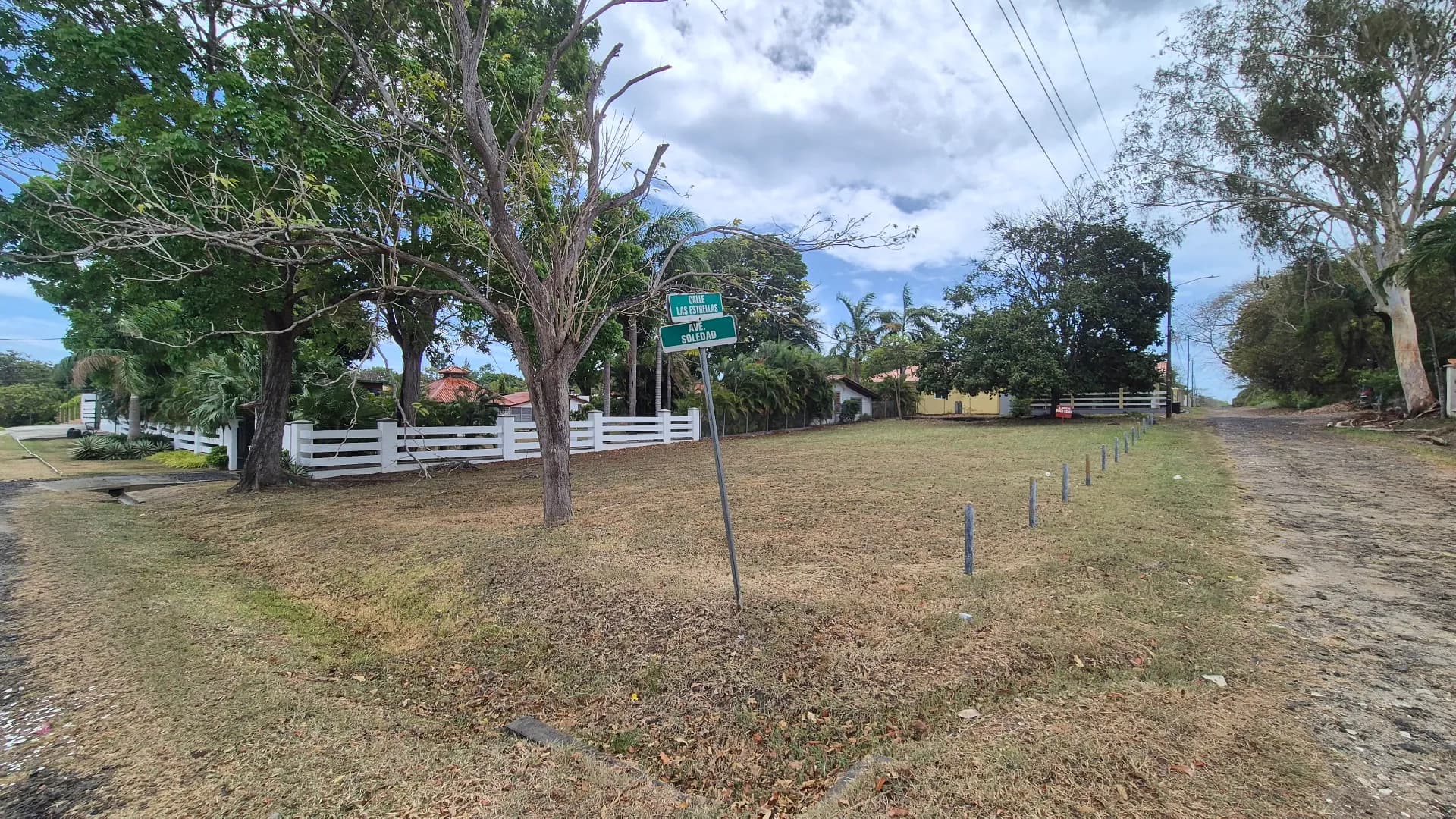 Great opportunity – Corner lot for sale in Coronado Gated Community P-0482 - Image 1