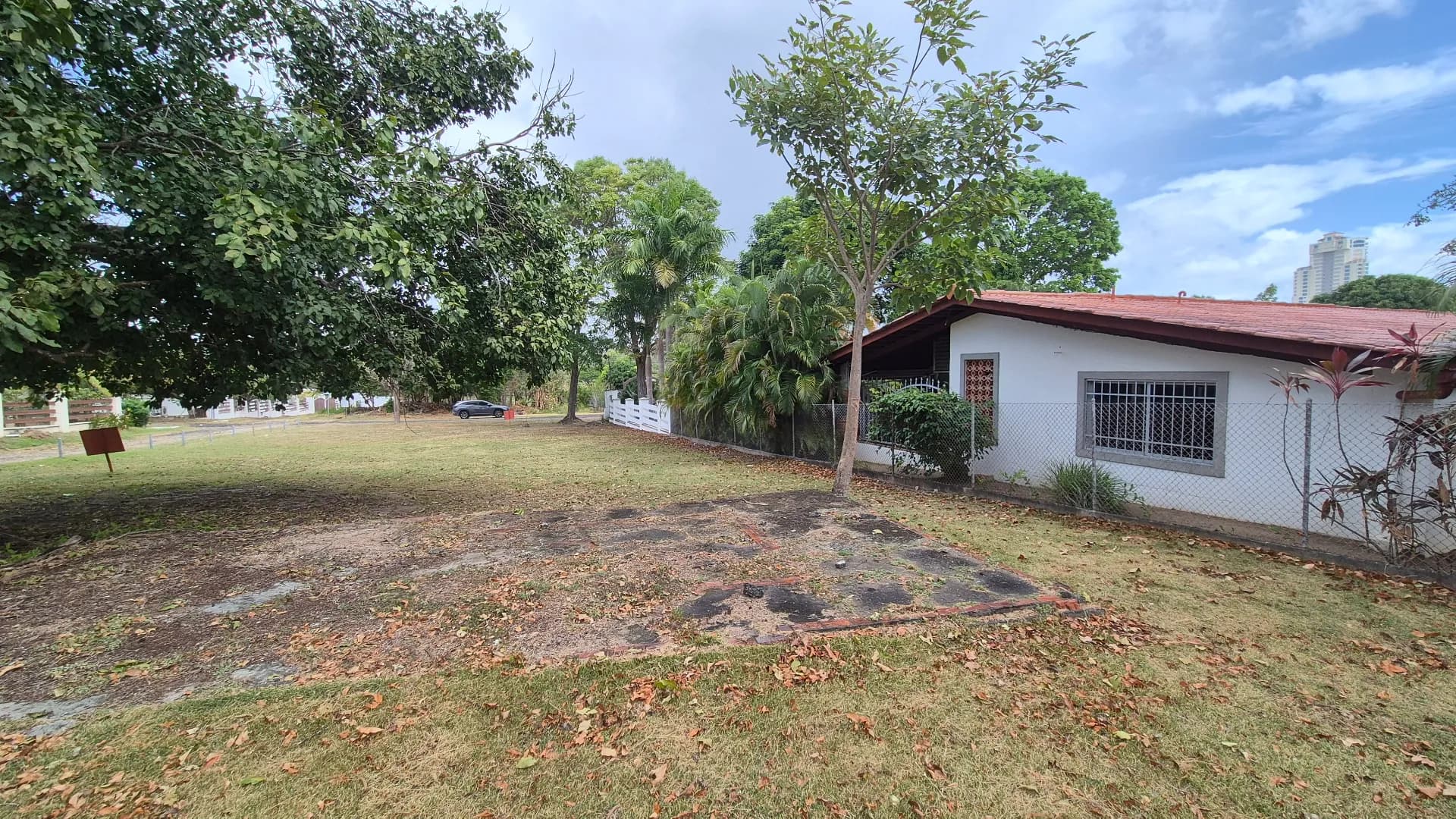 Great opportunity – Corner lot for sale in Coronado Gated Community P-0482 - Image 12