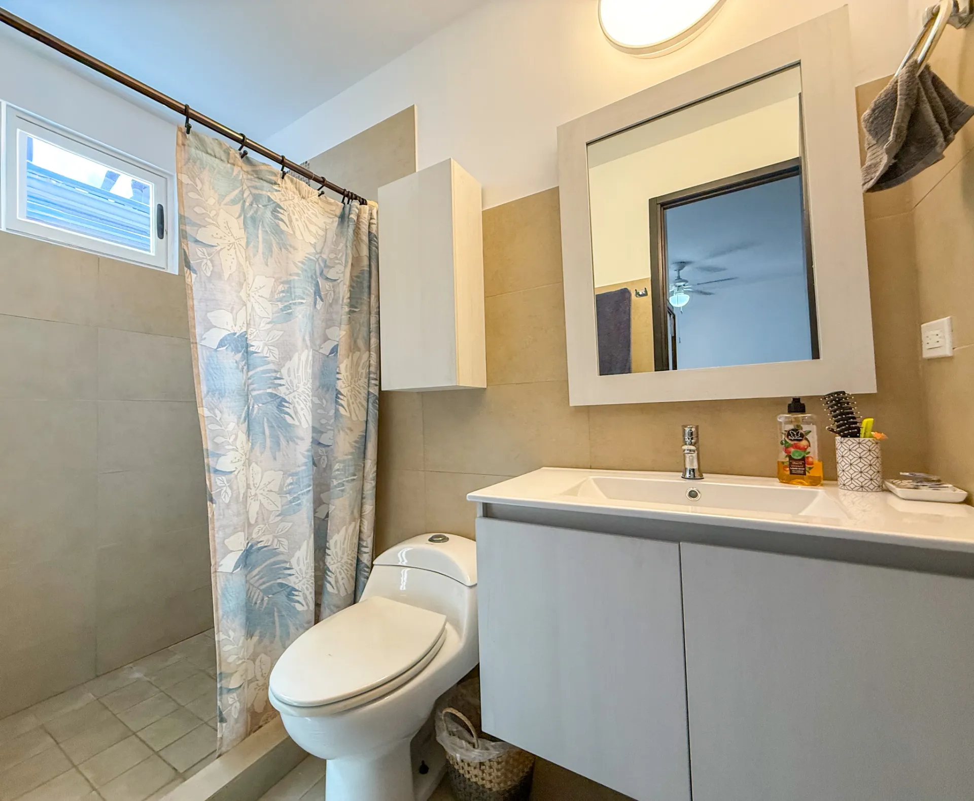 Move-In Ready 3-Bedroom Home Close to the Beach, Coronado R-0119 - Image 16