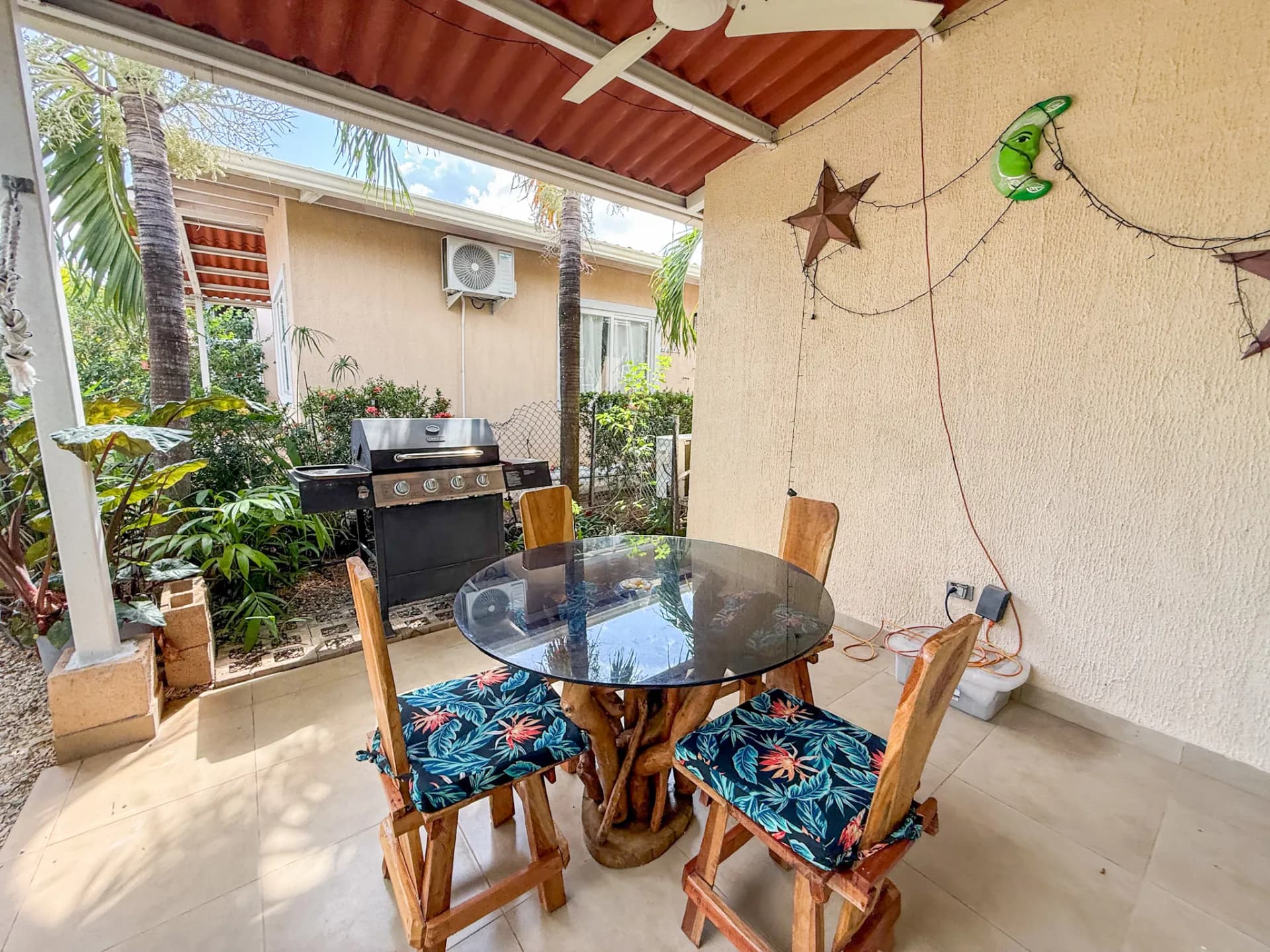 Move-In Ready 3-Bedroom Home Close to the Beach, Coronado R-0119 - Image 25