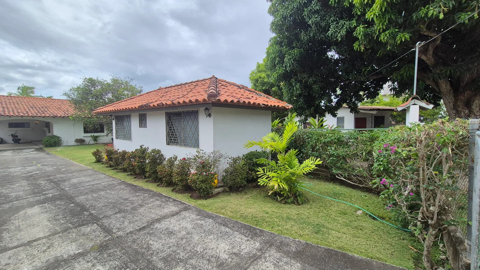 Oceanfront Oasis in Farallon, Río Hato – 3-Bedroom Turn-key ready Home with Guest House R-0312 - Image 32