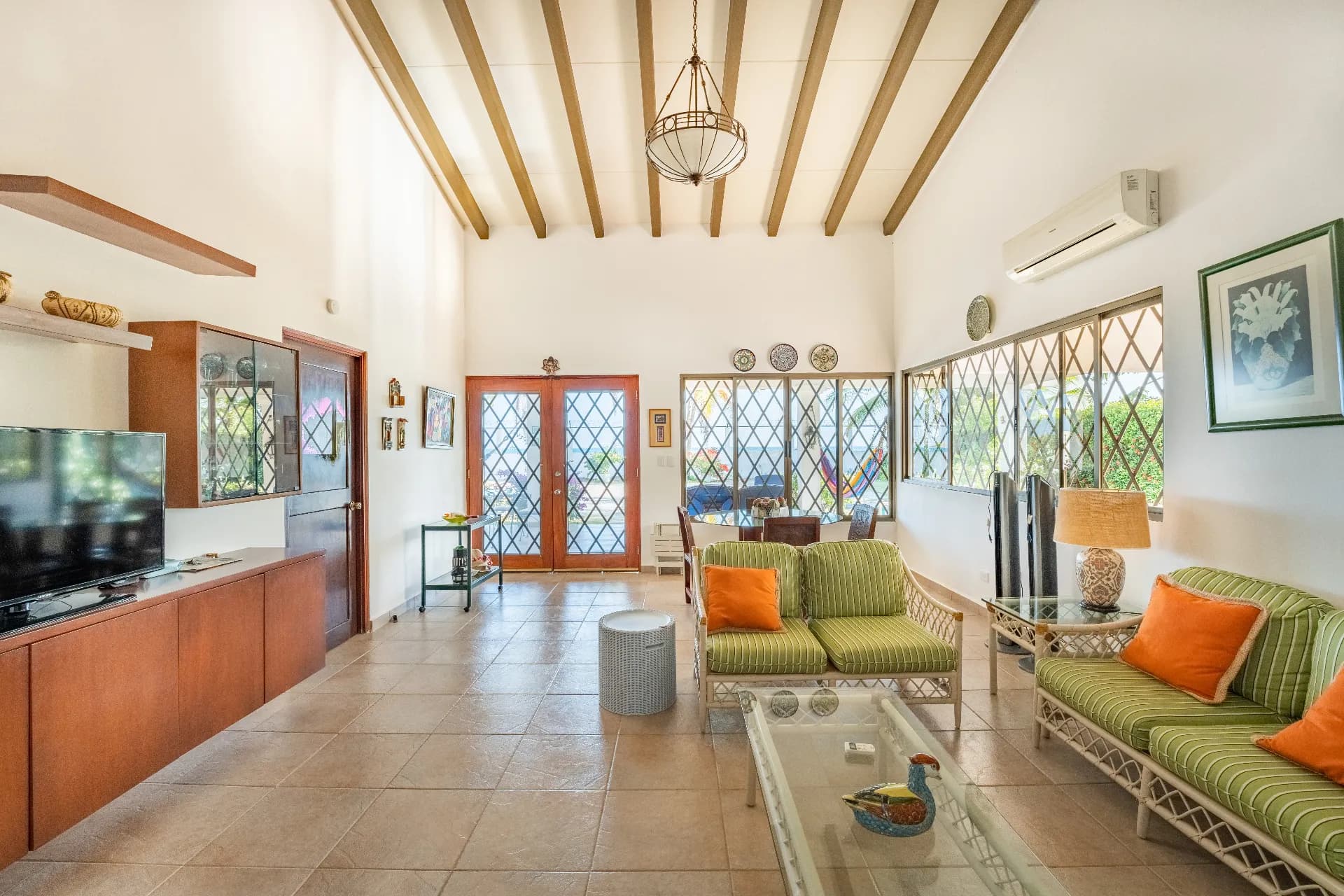 Oceanfront Oasis in Farallon, Río Hato – 3-Bedroom Turn-key ready Home with Guest House R-0312 - Image 16