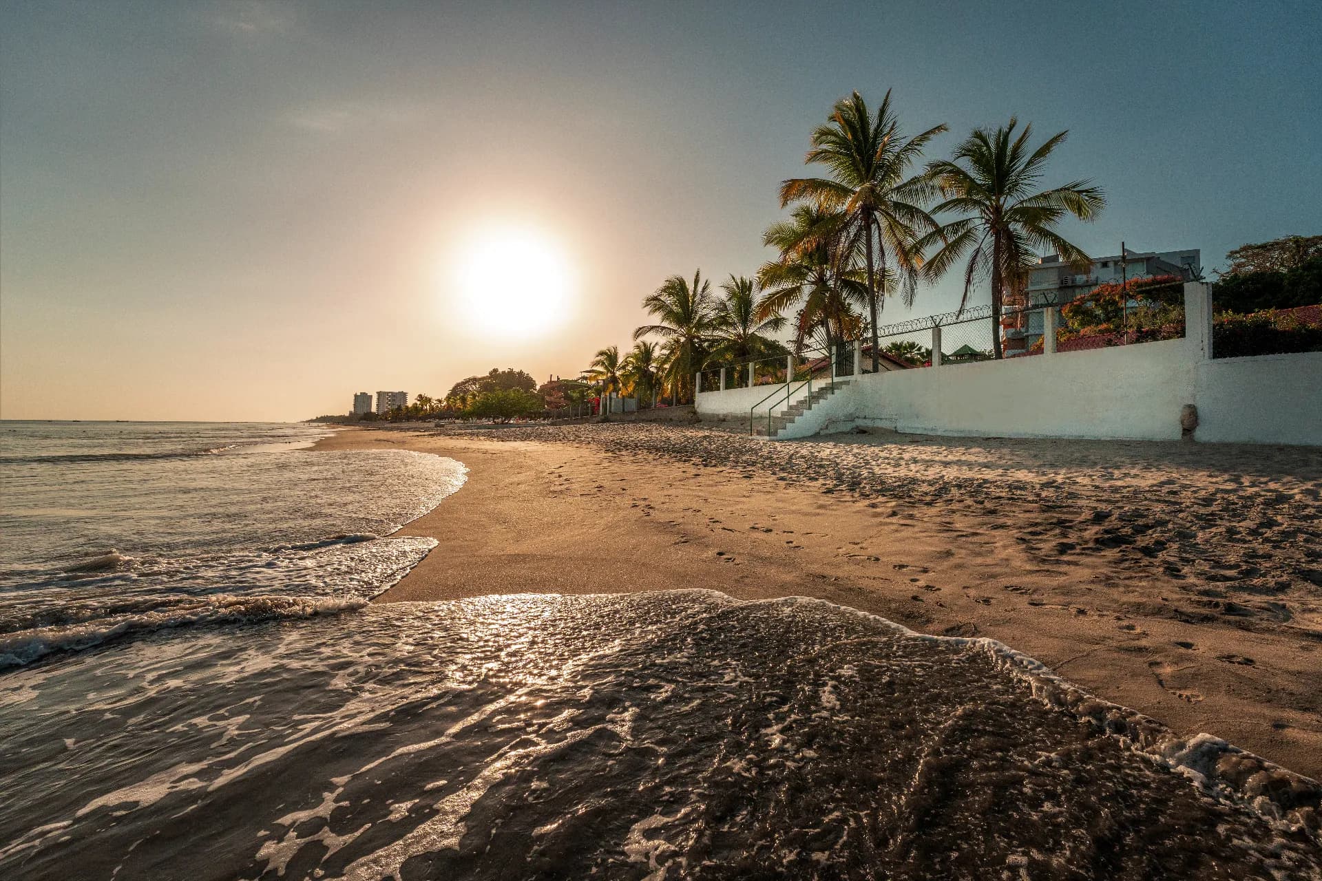 Oceanfront Oasis in Farallon, Río Hato – 3-Bedroom Turn-key ready Home with Guest House R-0312 - Image 37