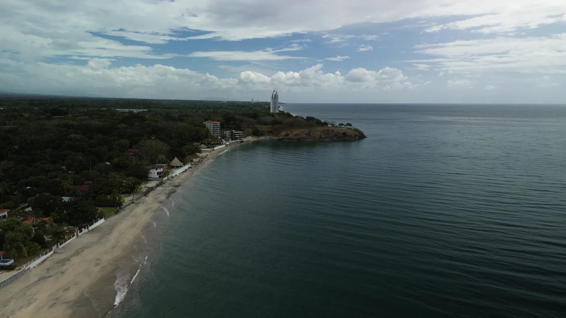 Oceanfront Oasis in Farallon, Río Hato – 3-Bedroom Turn-key ready Home with Guest House R-0312 - Image 42