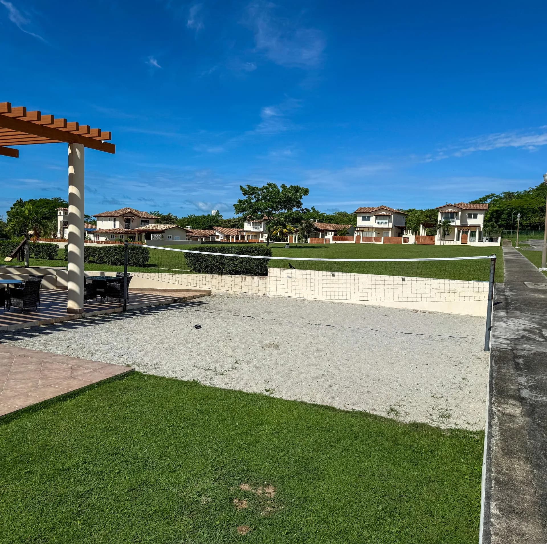 2-Bedroom Ocean View Condo Just a Short Walk from the Beach R-0265 - Image 27