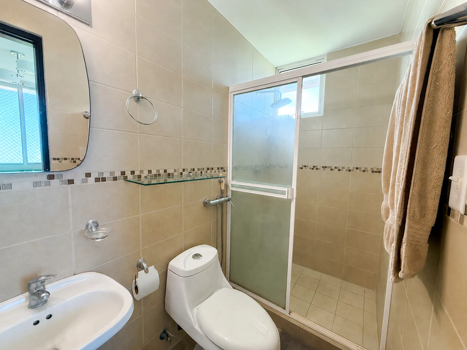 2-Bedroom Ocean View Condo Just a Short Walk from the Beach R-0265 - Image 11