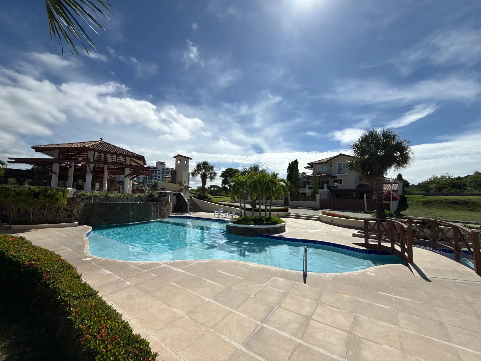 2-Bedroom Ocean View Condo Just a Short Walk from the Beach R-0265 - Image 25