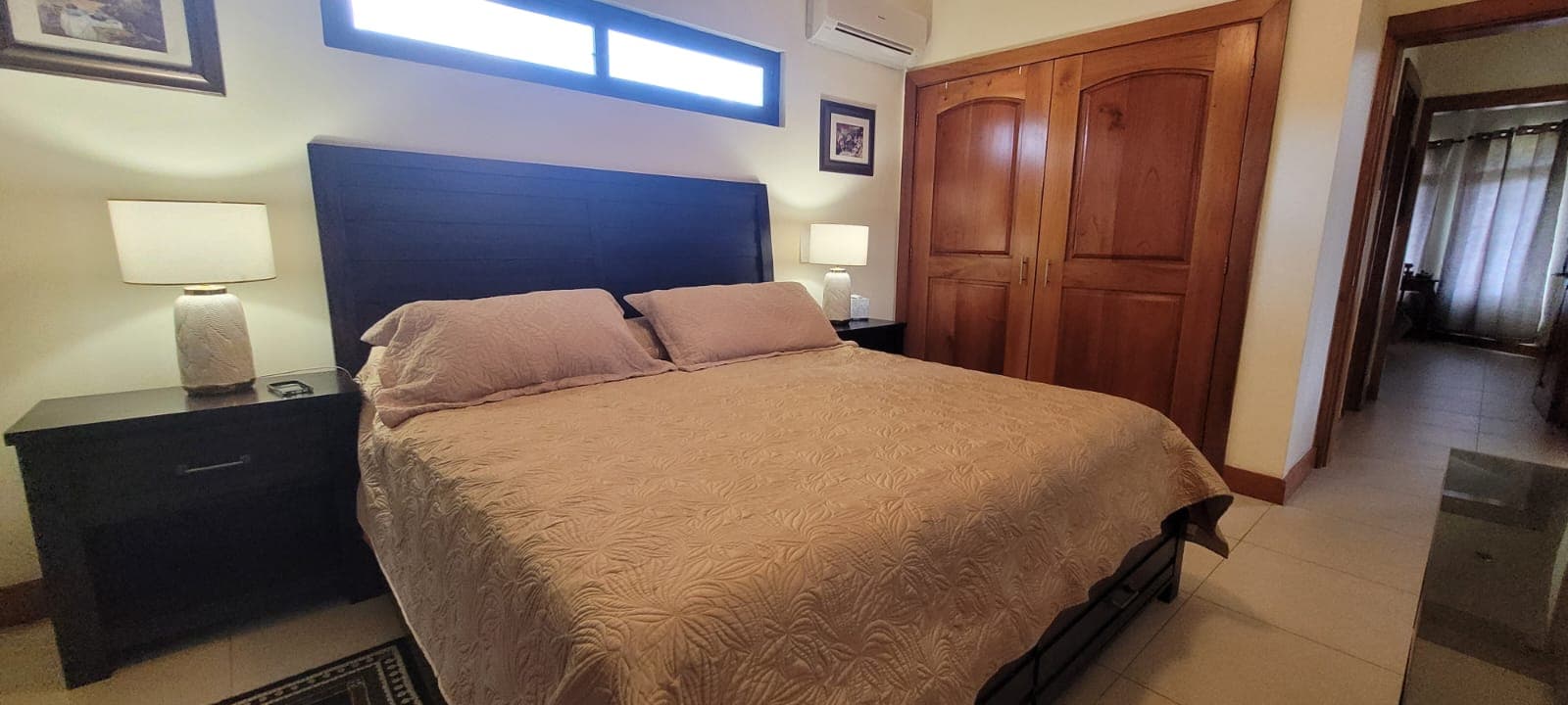 Spacious 3-Bedroom Home with Expansive Backyard Oasis Near Coronado P-0038 - Image 11