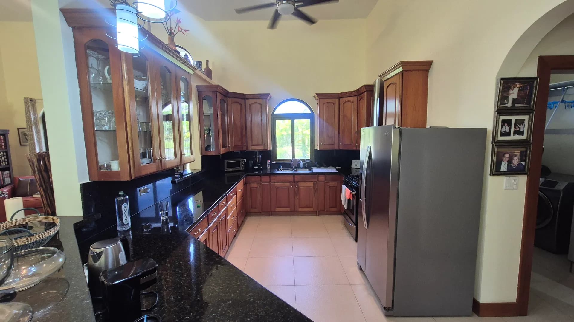 Spacious 3-Bedroom Home with Expansive Backyard Oasis Near Coronado P-0038 - Image 12