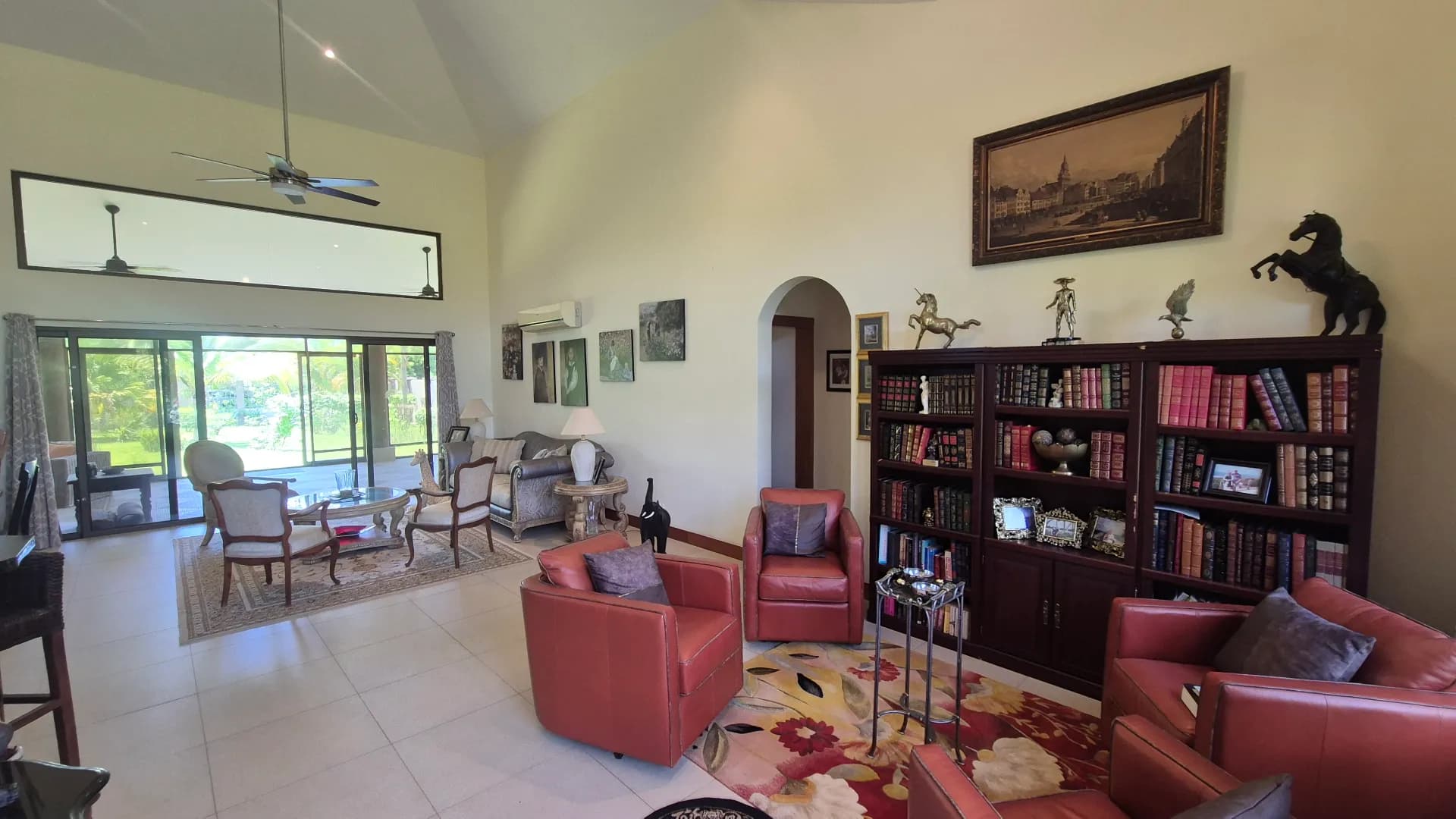 Spacious 3-Bedroom Home with Expansive Backyard Oasis Near Coronado P-0038 - Image 1