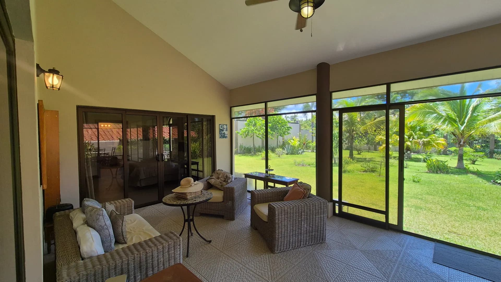 Spacious 3-Bedroom Home with Expansive Backyard Oasis Near Coronado P-0038 - Image 24