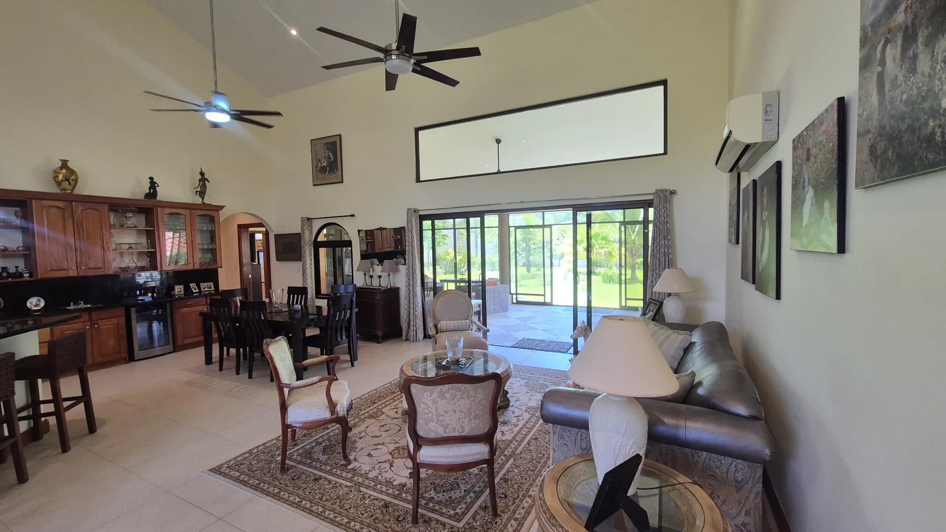 Spacious 3-Bedroom Home with Expansive Backyard Oasis Near Coronado P-0038 - Image 2