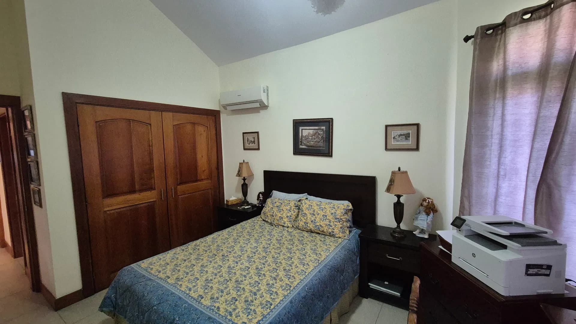 Spacious 3-Bedroom Home with Expansive Backyard Oasis Near Coronado P-0038 - Image 32