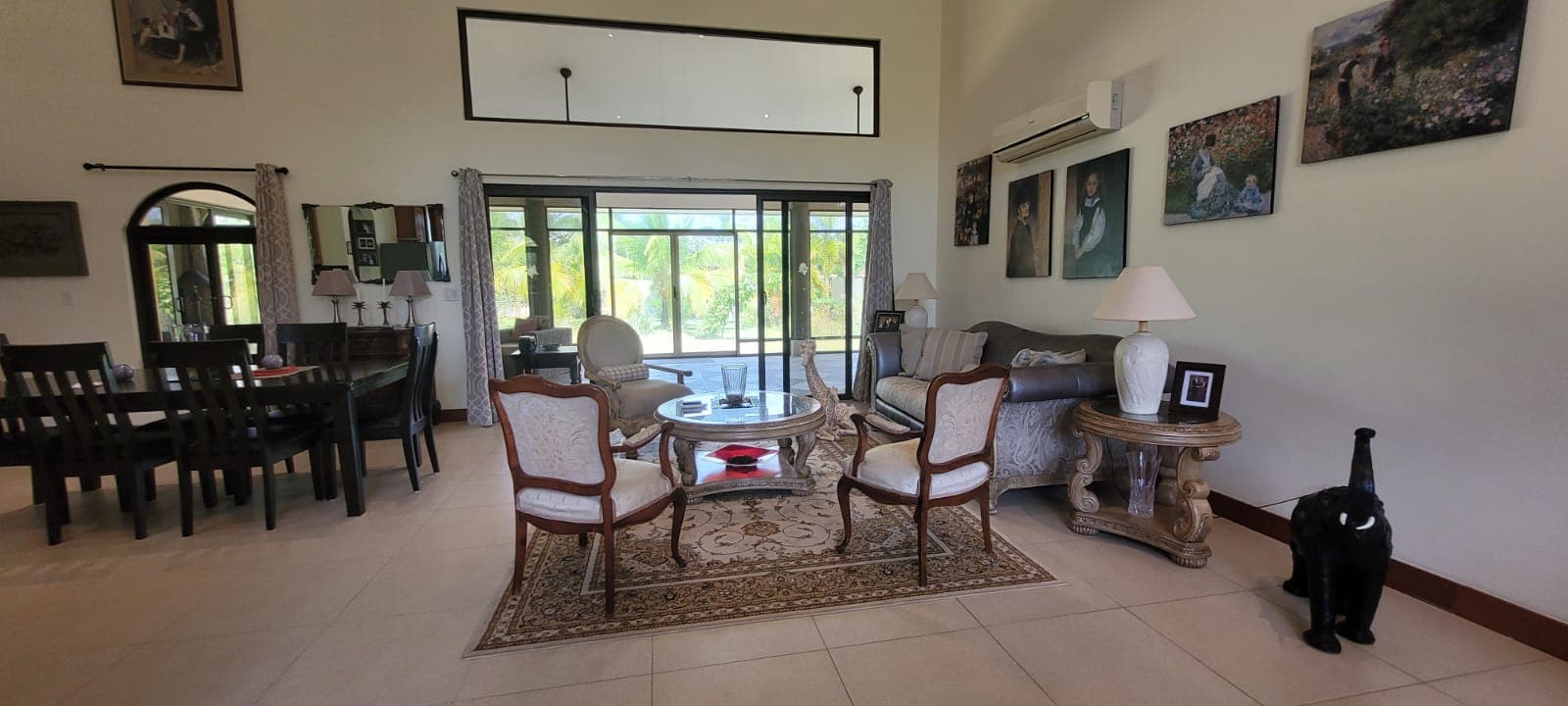 Spacious 3-Bedroom Home with Expansive Backyard Oasis Near Coronado P-0038 - Image 4