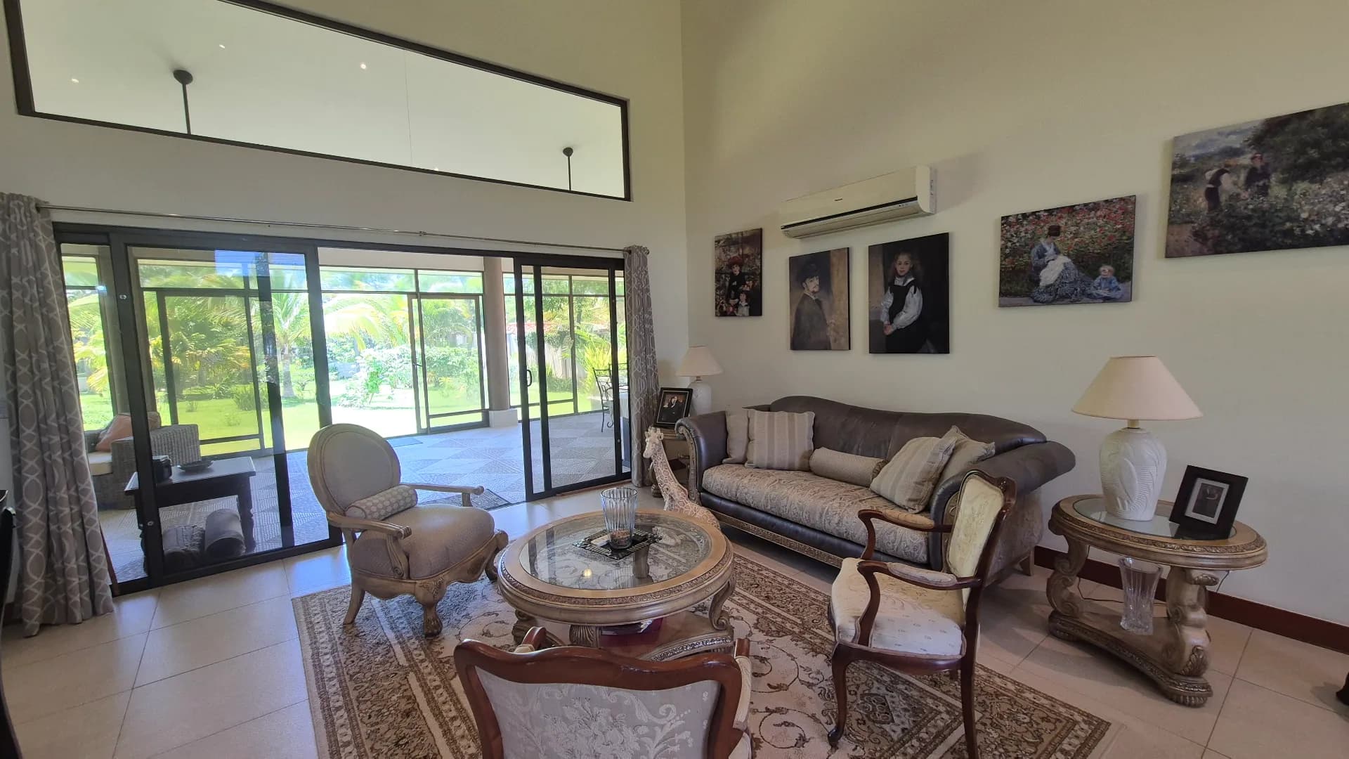 Spacious 3-Bedroom Home with Expansive Backyard Oasis Near Coronado P-0038 - Image 7