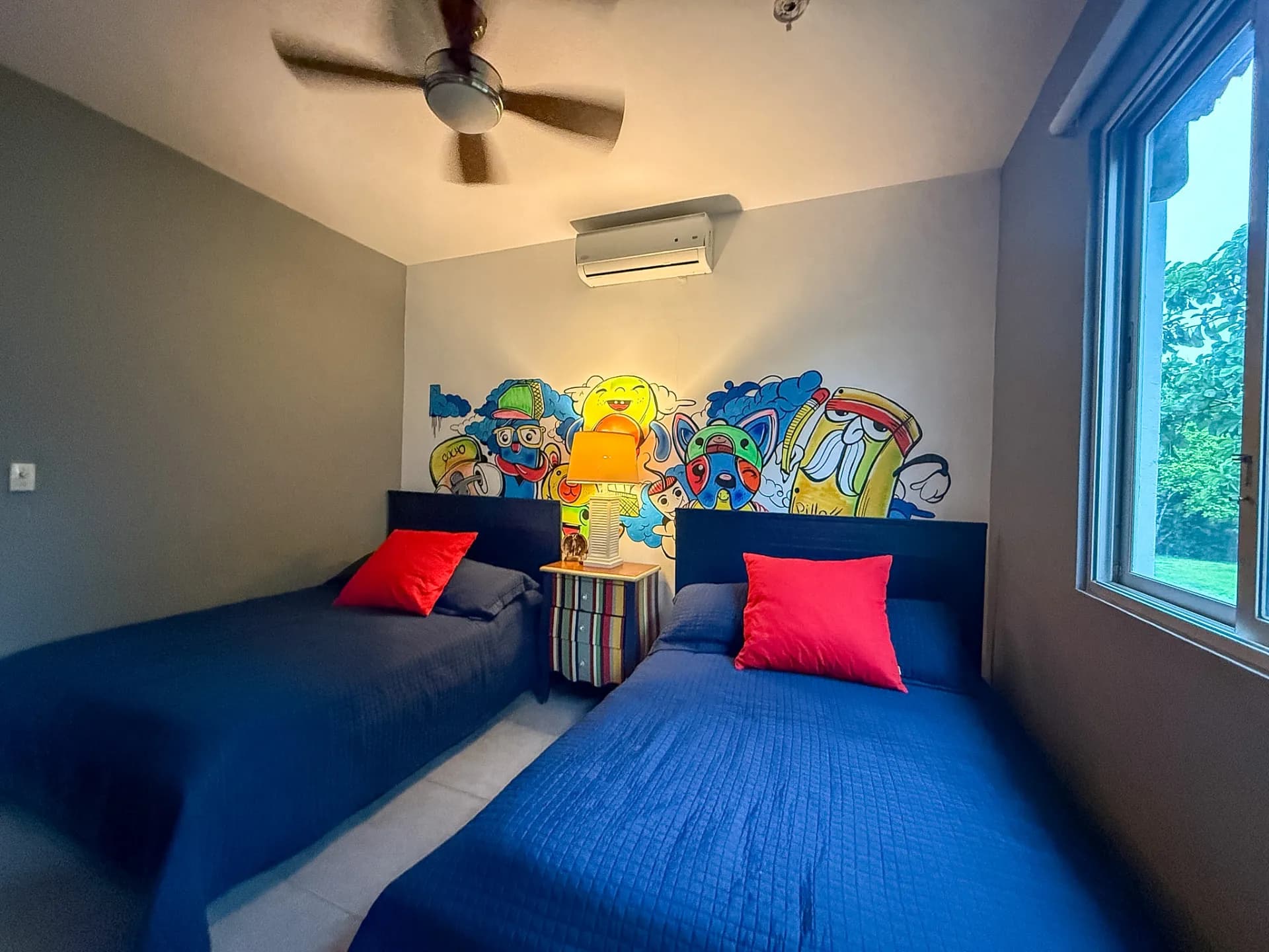 Modern Open-Concept 3 Bedroom Home in a Tropical Setting R-0055 - Image 18