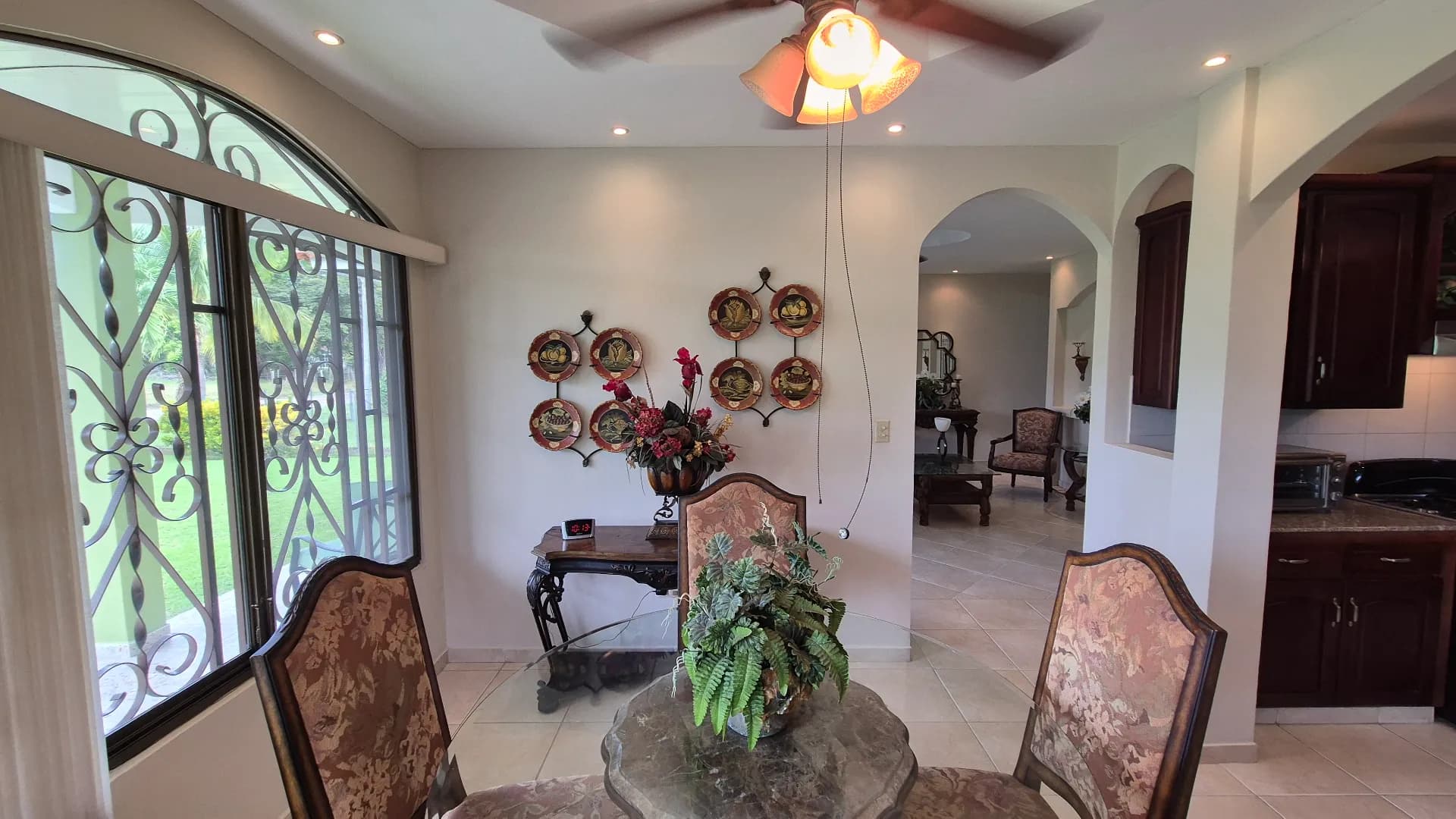 Spacious 4-Bedroom House close to the beach in Santa Clara. R-0516 - Image 7