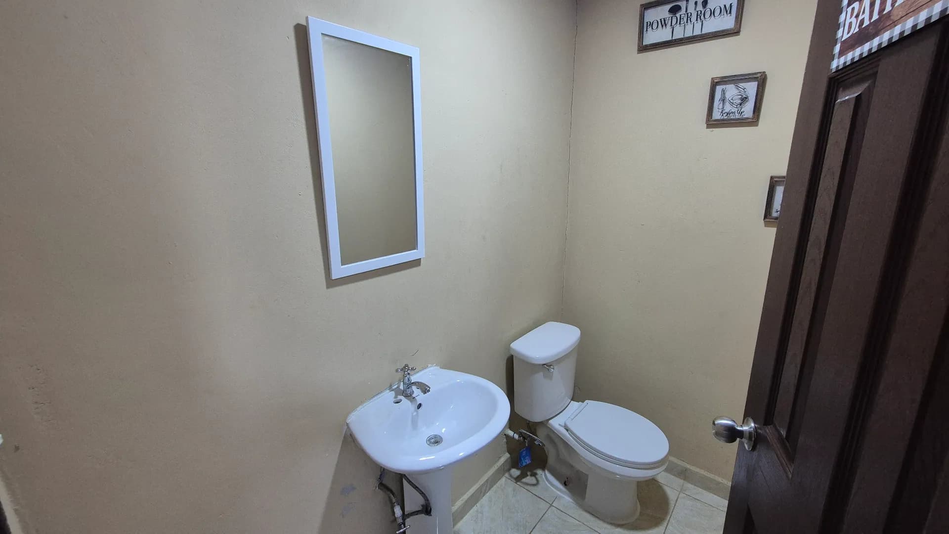 Income Property Opportunity in Gorgona – Spacious Home with Pool and 6 Bedrooms P-0060 - Image 23