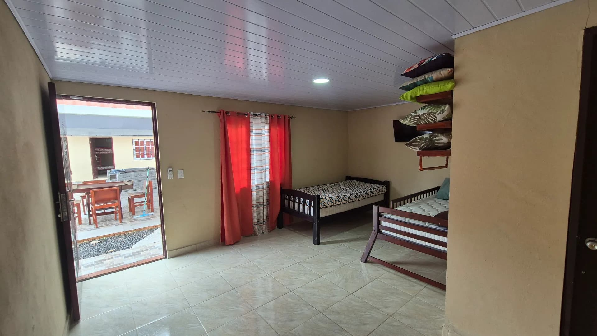 Income Property Opportunity in Gorgona – Spacious Home with Pool and 6 Bedrooms P-0060 - Image 32