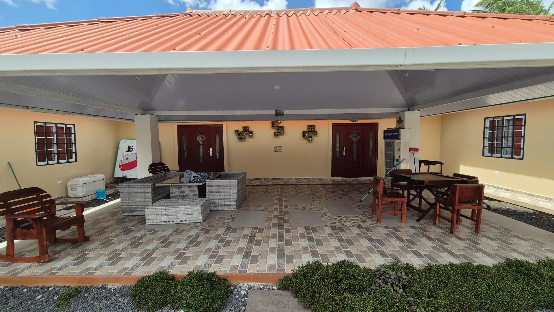 Income Property Opportunity in Gorgona – Spacious Home with Pool and 6 Bedrooms P-0060 - Image 8