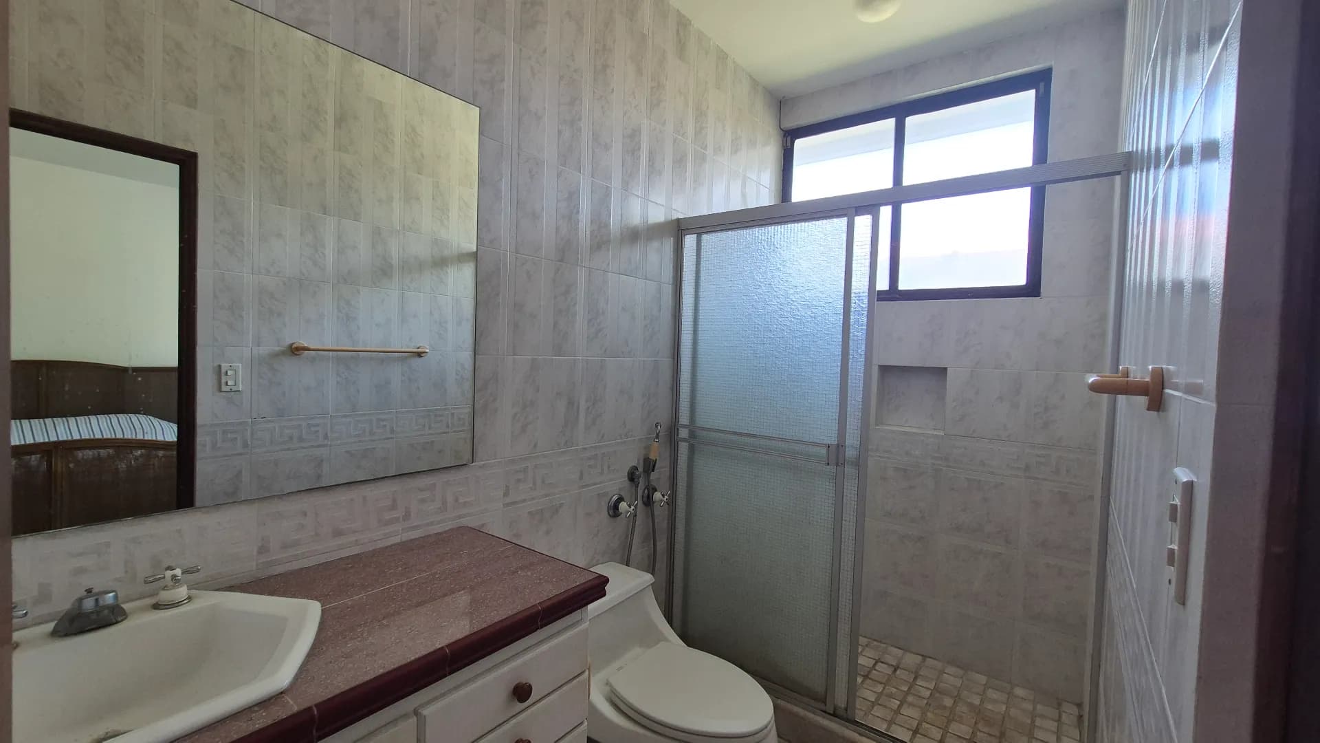 Elegant Two-Story Beachside Residence with 6 Bedrooms in Gated Coronado Community P-0601 - Image 29