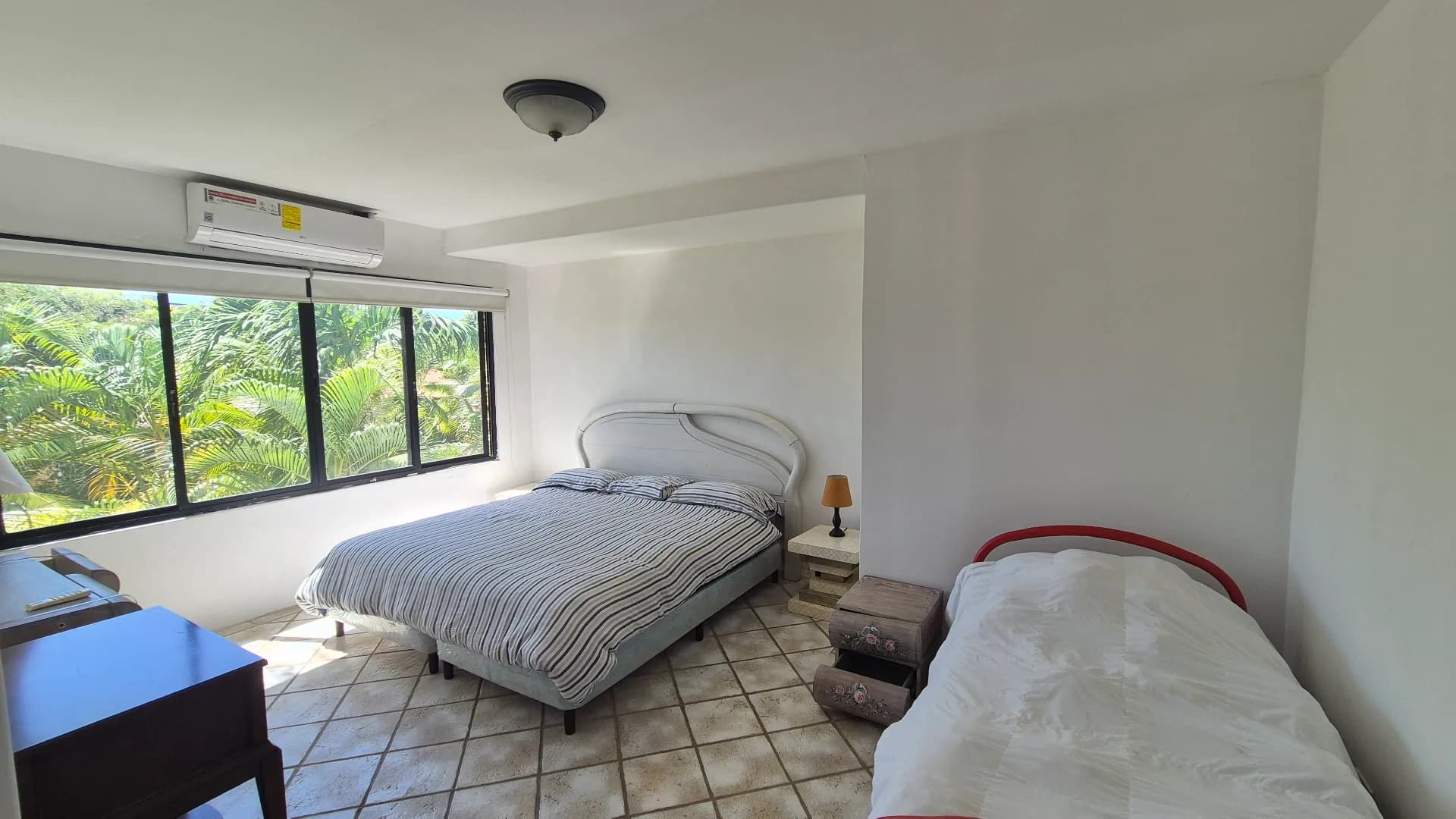 Elegant Two-Story Beachside Residence with 6 Bedrooms in Gated Coronado Community P-0601 - Image 49