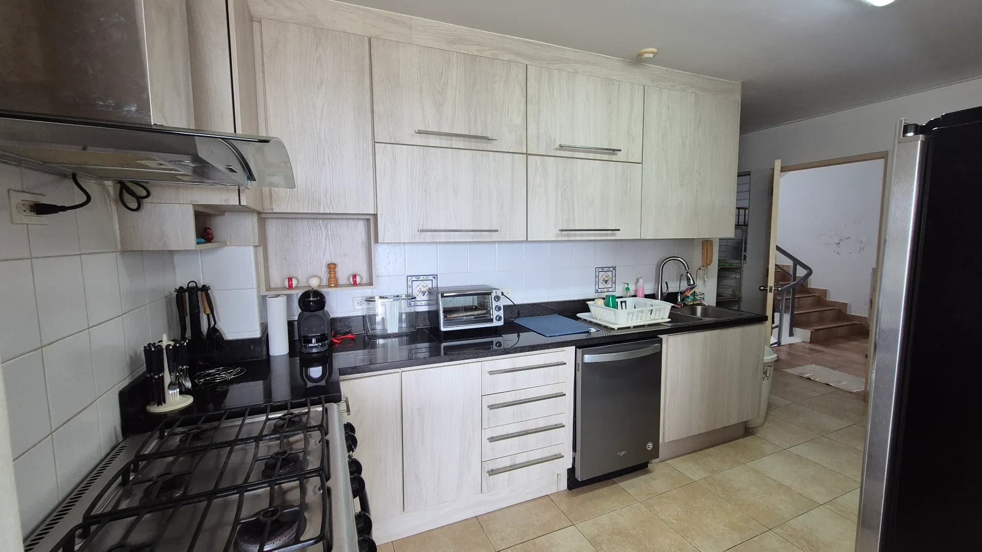 Live Oceanfront: Spacious 3-Bedroom Apartment in Río Hato P-0498 - Image 15