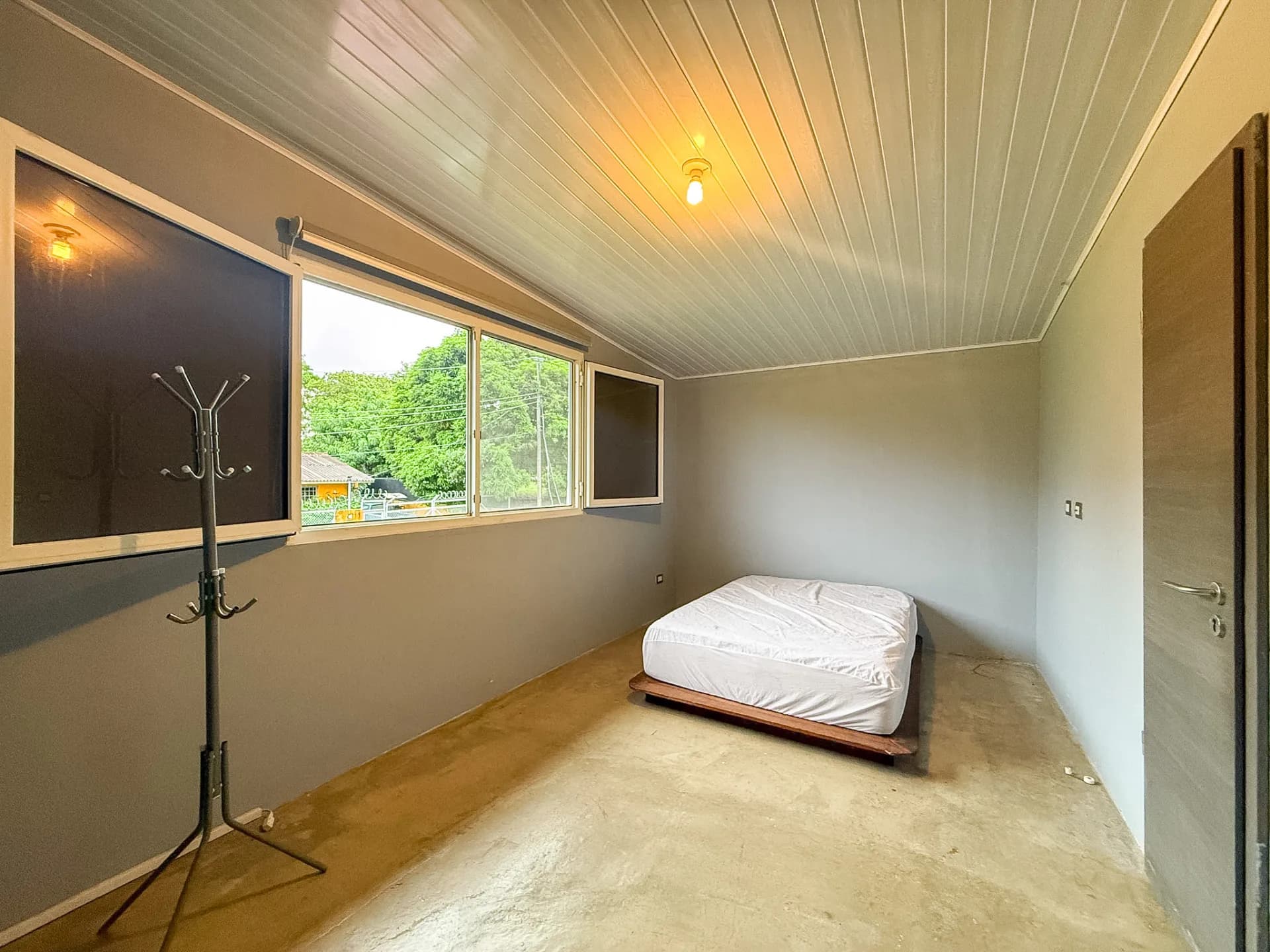 Spacious Two Story Home with Expansion Potential in Coronado Town, Panama R-0056 - Image 19