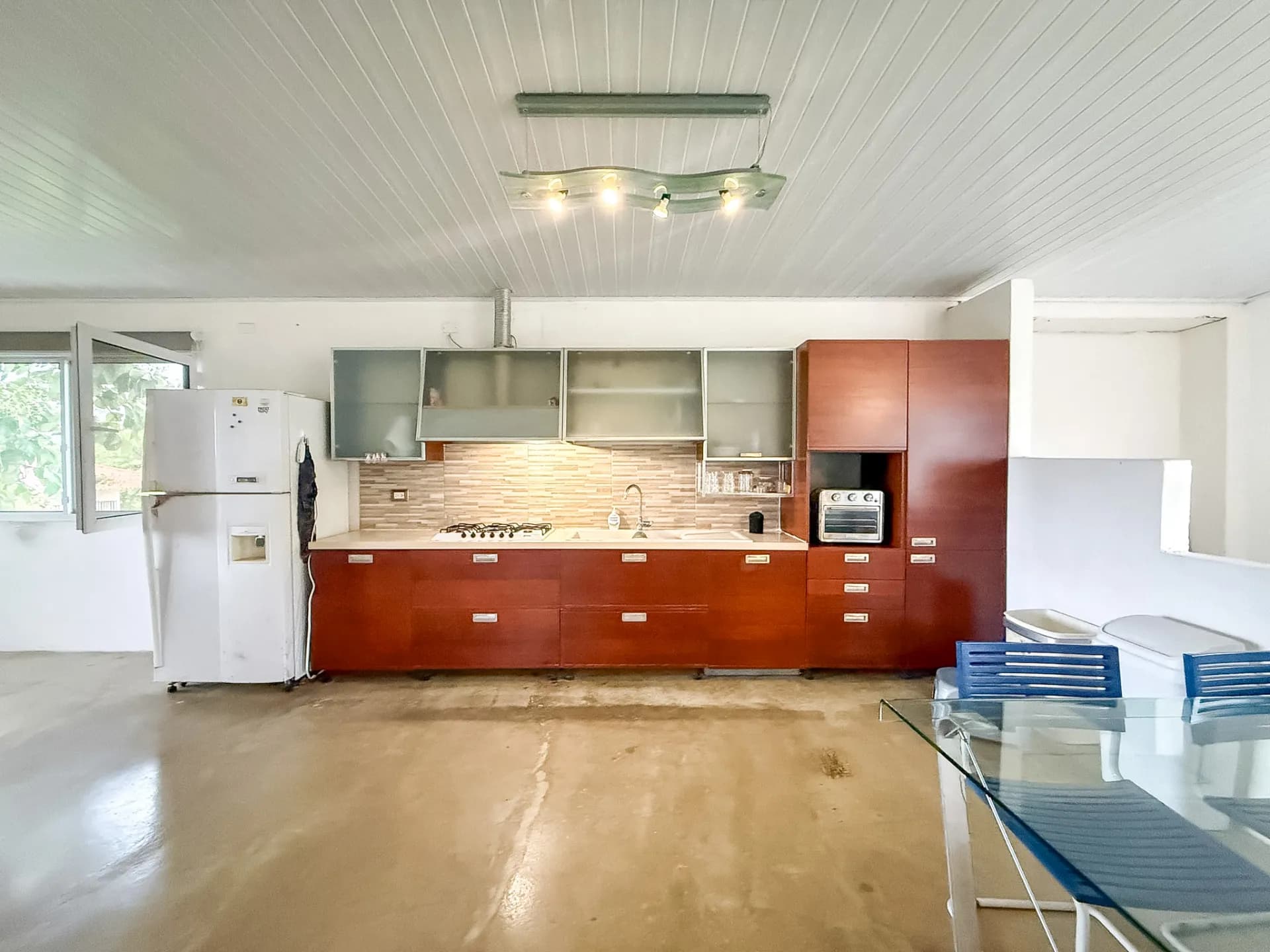 Spacious Two Story Home with Expansion Potential in Coronado Town, Panama R-0056 - Image 7