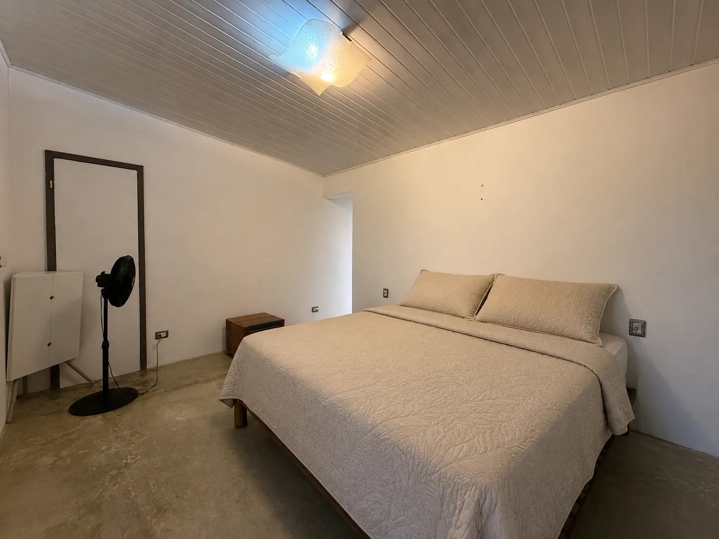 Spacious Two Story Home with Expansion Potential in Coronado Town, Panama R-0056 - Image 9