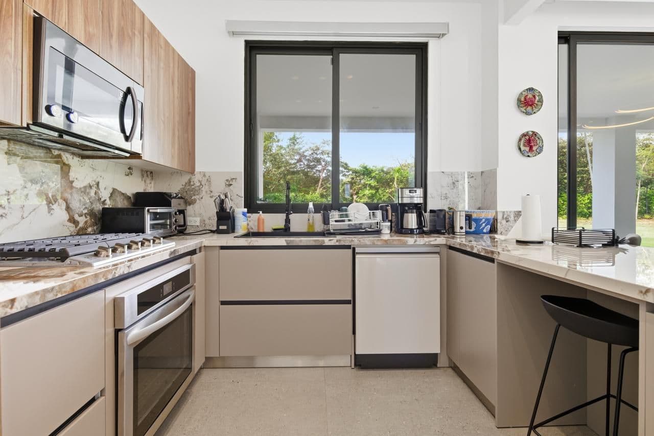 Beautiful and Modern Home in Playa Blanca (Río Hato) | Move-In Ready D-0328 - Image 13