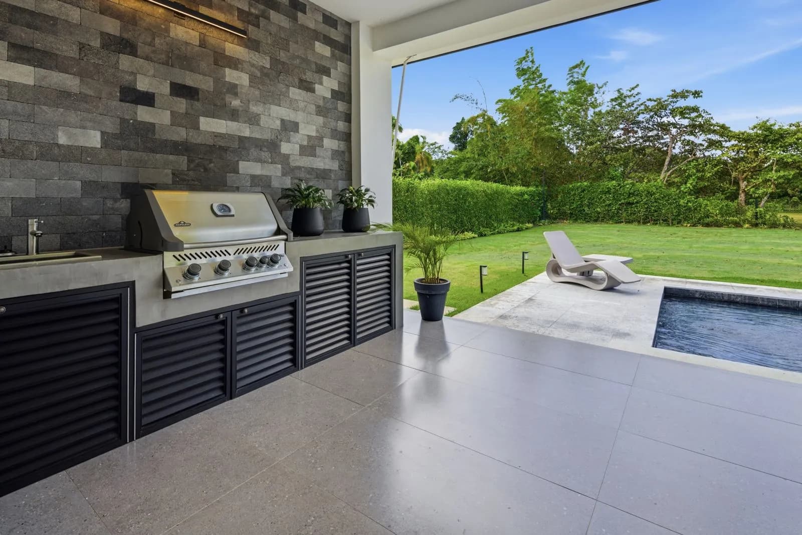Beautiful and Modern Home in Playa Blanca (Río Hato) | Move-In Ready D-0328 - Image 20