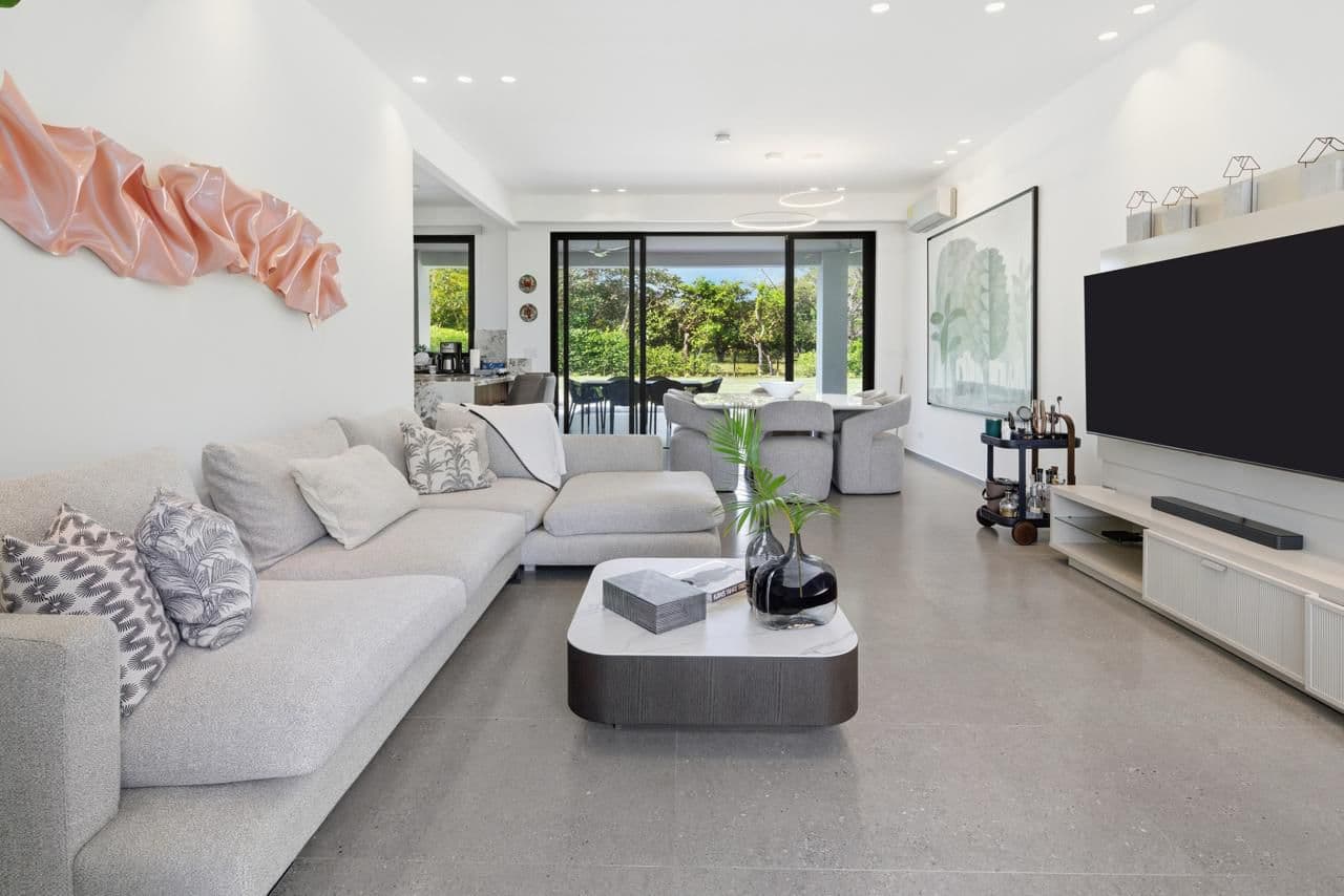 Beautiful and Modern Home in Playa Blanca (Río Hato) | Move-In Ready D-0328 - Image 7