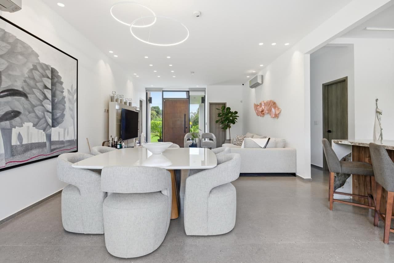 Beautiful and Modern Home in Playa Blanca (Río Hato) | Move-In Ready D-0328 - Image 9