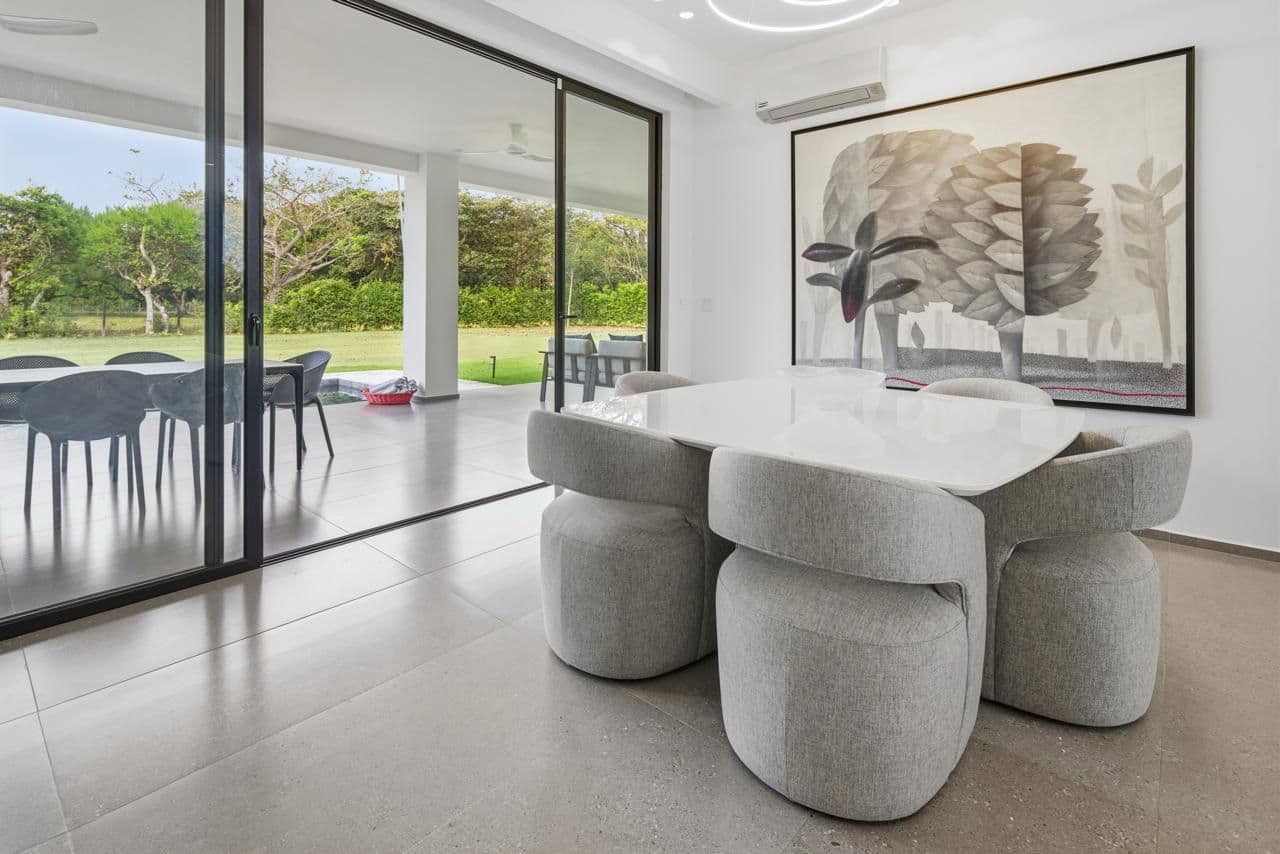 Beautiful and Modern Home in Playa Blanca (Río Hato) | Move-In Ready D-0328 - Image 11