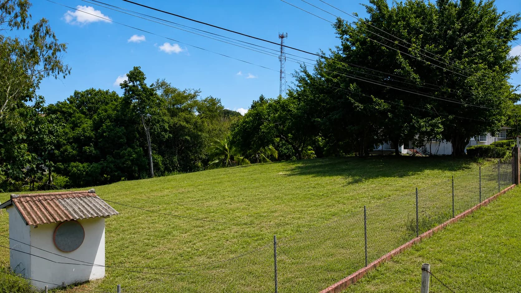 0.42-Acre Lot Walking Distance to the Beach in San Carlos, Panama  R-0068 - Image 4