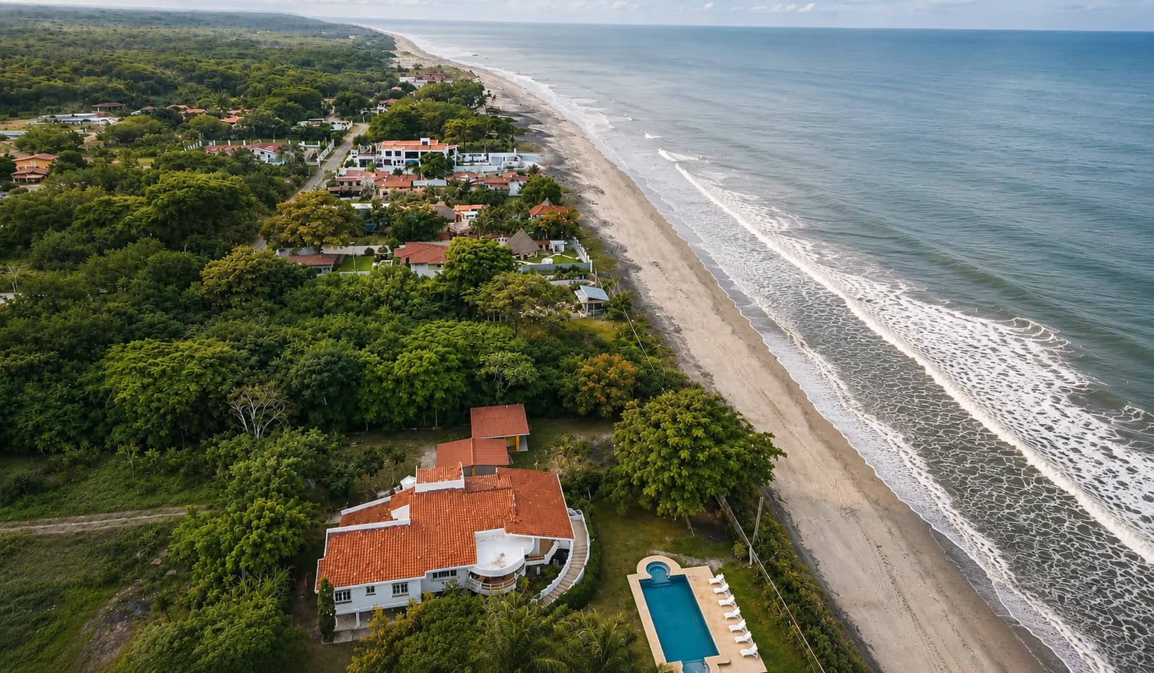 Impressive 5 Bedroom Beachfront Estate in Malibu, Panama R-0013 - Image 4
