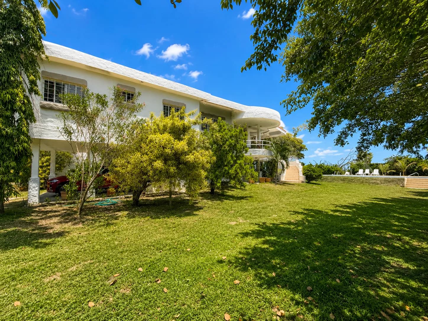 Impressive 5 Bedroom Beachfront Estate in Malibu, Panama R-0013 - Image 4