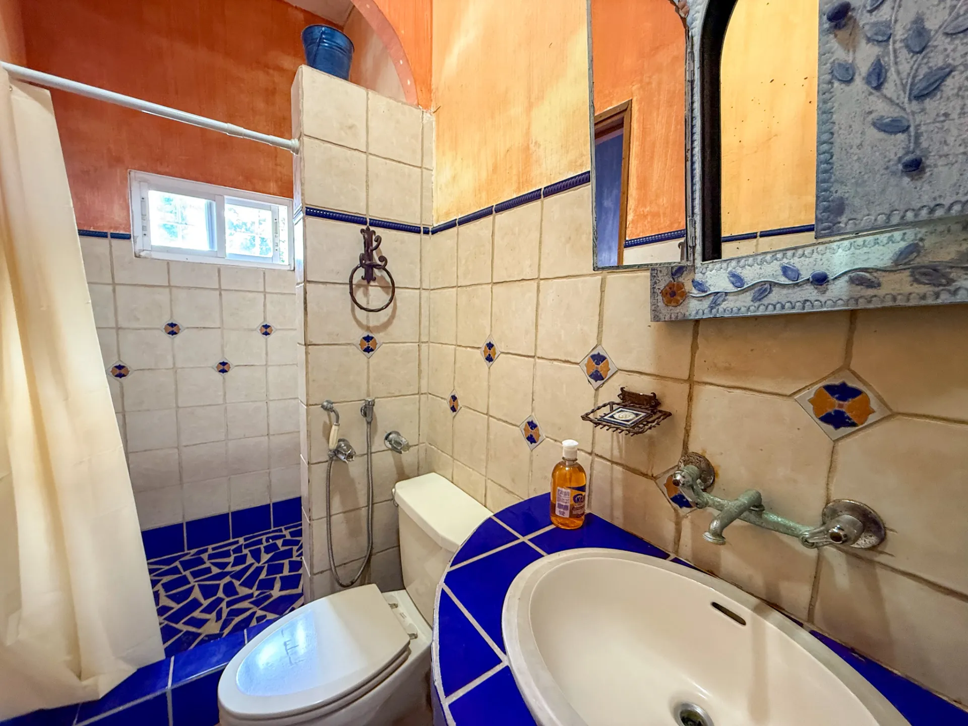 Impressive 5 Bedroom Beachfront Estate in Malibu, Panama R-0013 - Image 33