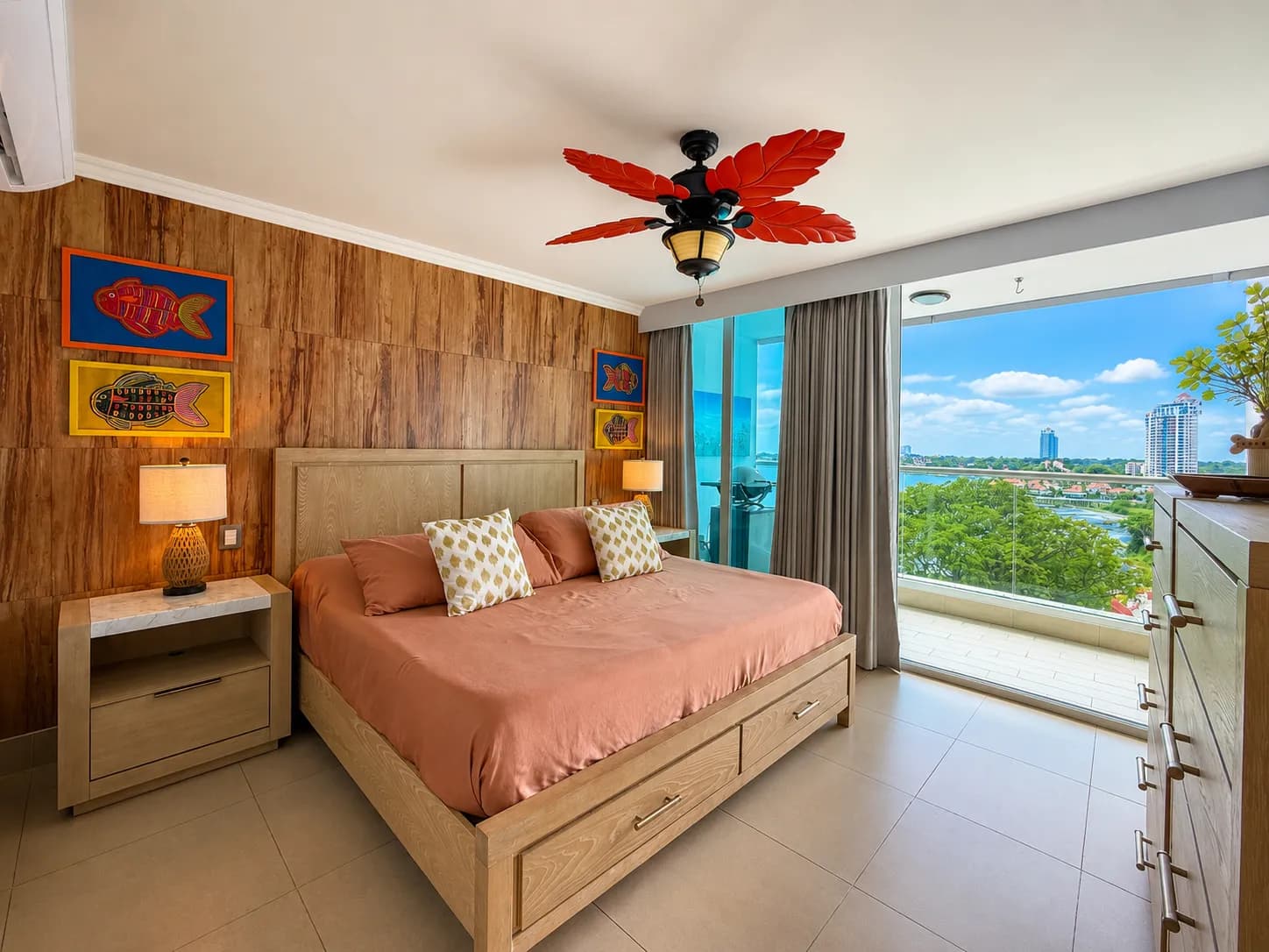 Stunning & Tastefully Decorated 2 Bedroom Beachfront Condo R-0019 - Image 11