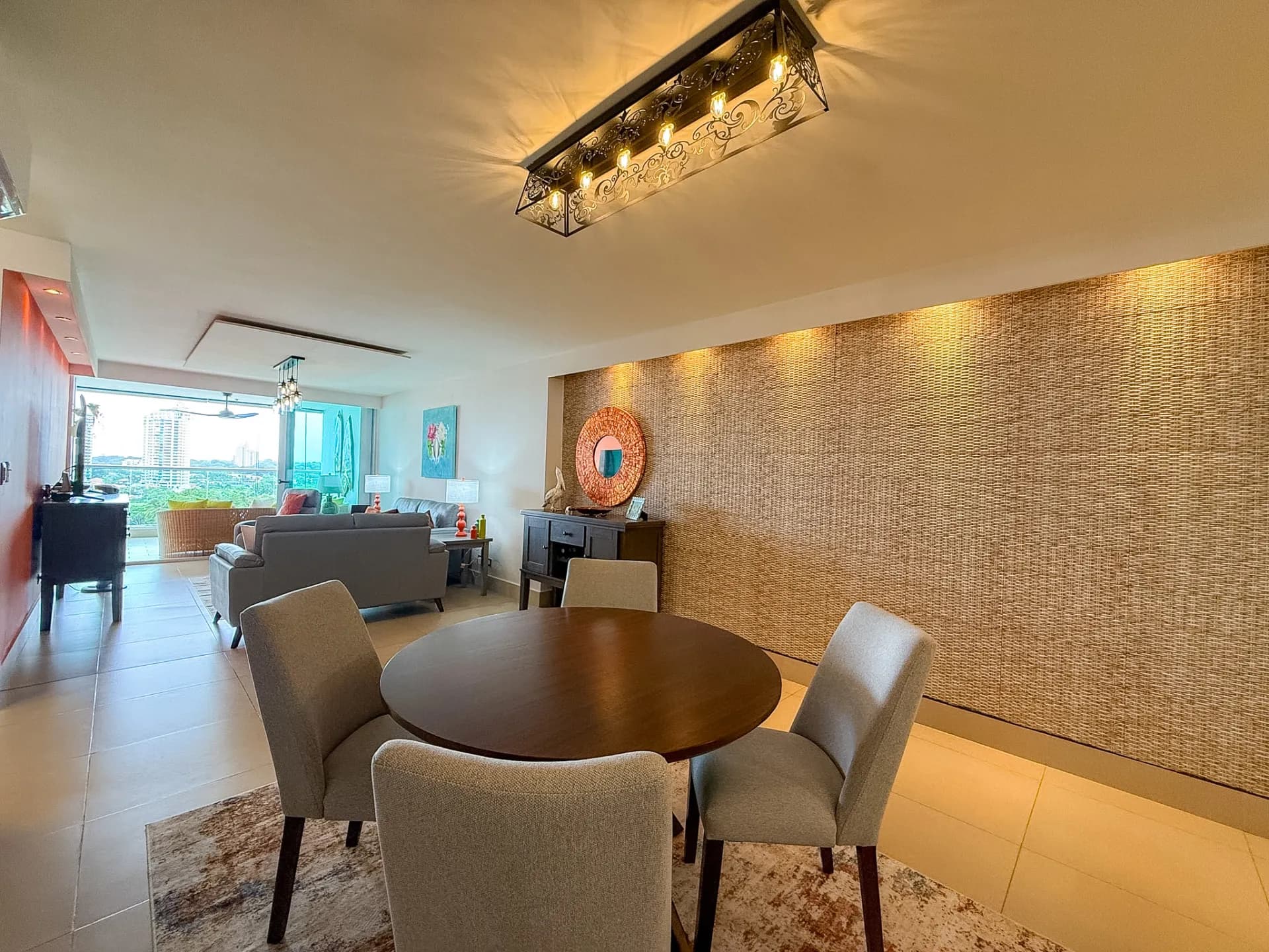 Stunning & Tastefully Decorated 2 Bedroom Beachfront Condo R-0019 - Image 7