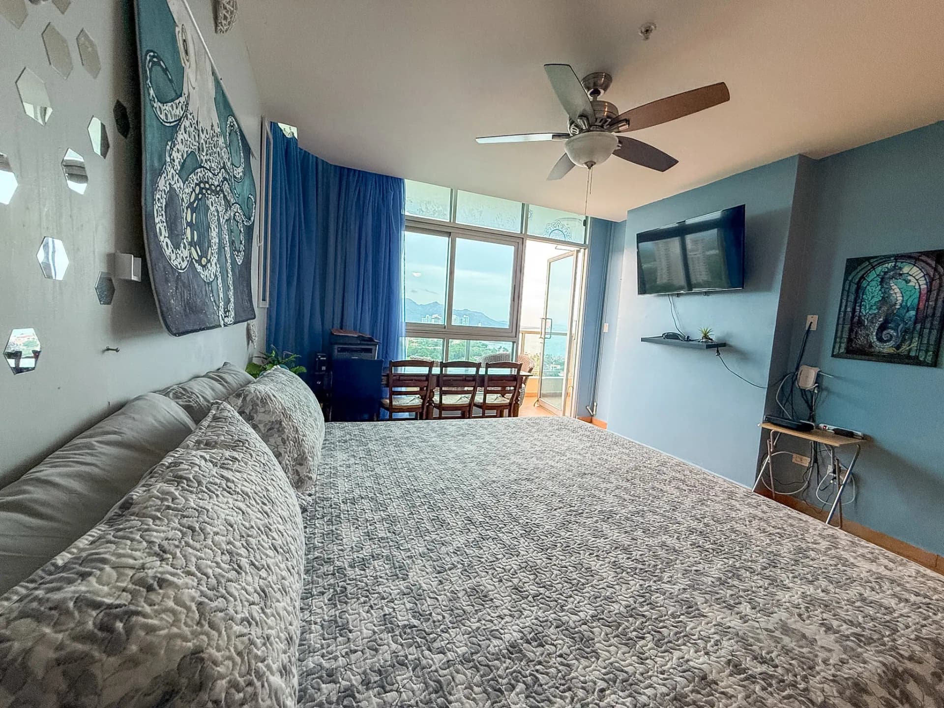Well-Appointed Ocean View Condo in Coronado Golf Tower, Coronado, Panama.R-0057 - Image 15